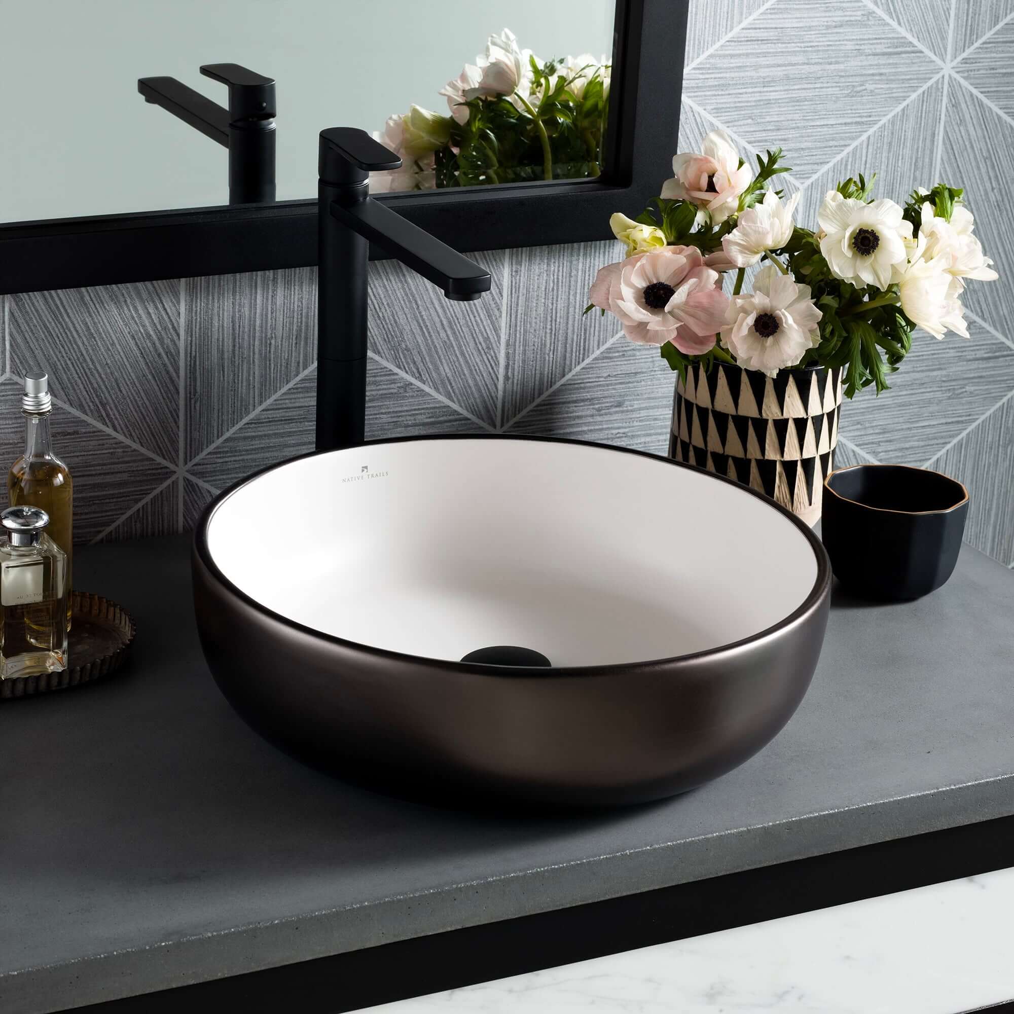 Alternate Image for Native Trails Bliss 16" x 16" Round Vessel Fireclay Bathroom Sink, Gunmetal/White, PML1616-MW