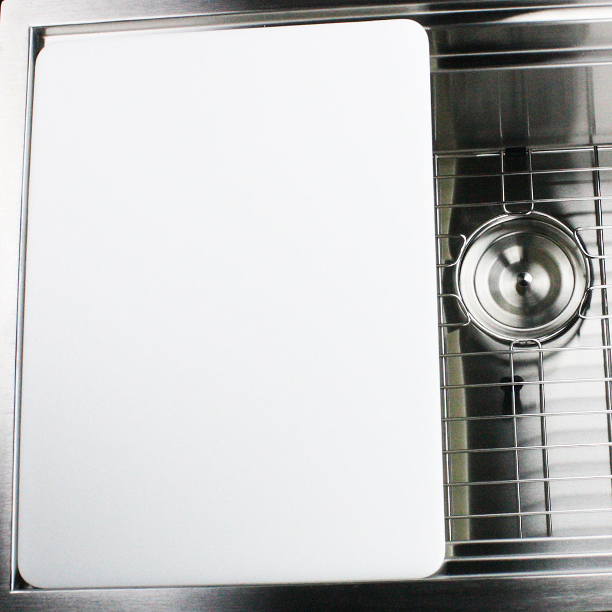 Alternate Image for Nantucket Sinks 17.75" x 11.75" Cutting Board CB-ZRPS32
