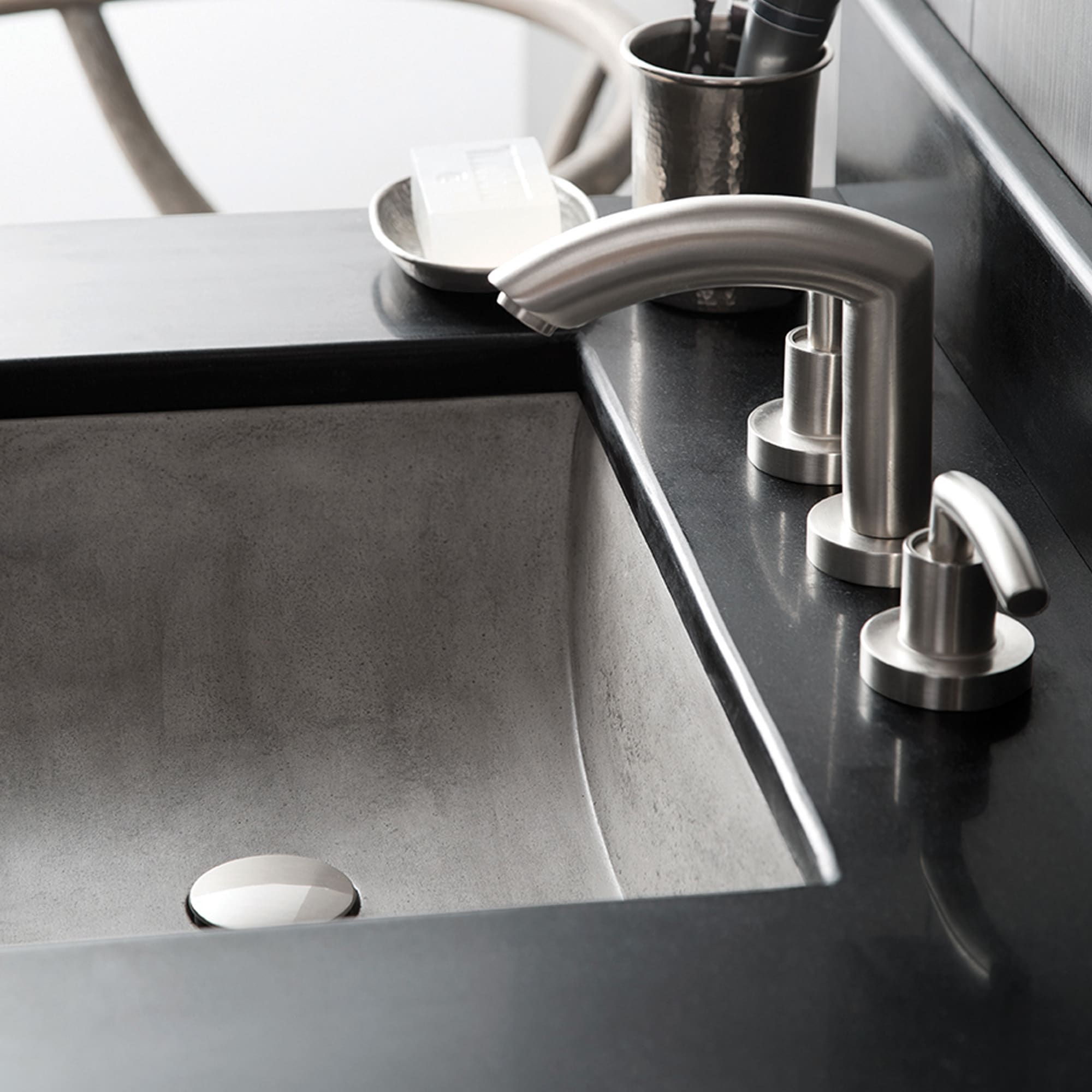 Alternate Image for Native Trails Cabrillo 21" Rectangle NativeStone Concrete Bathroom Sink, Ash, NSL2014-A