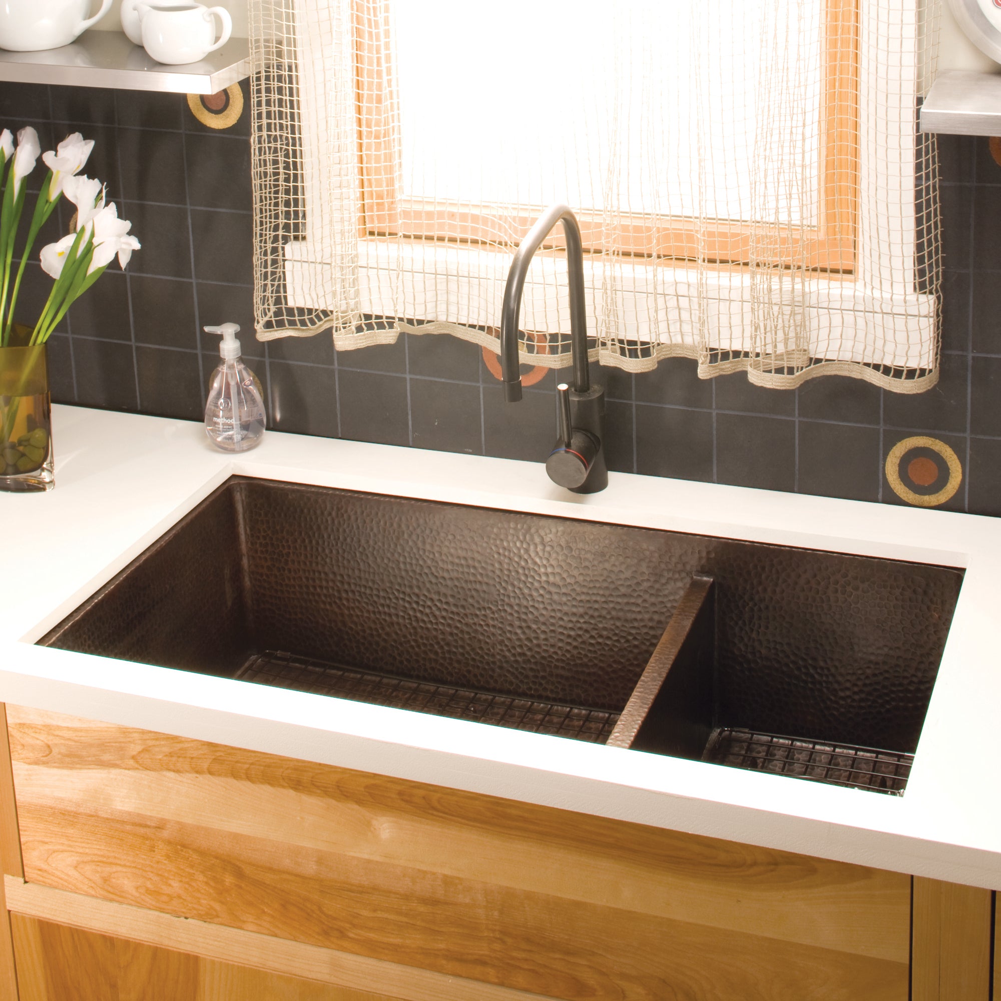 Alternate Image for Native Trails Cocina Duet Pro 40" Copper Kitchen Sink, 60/40 Double Bowl, Antique Copper, CPK277