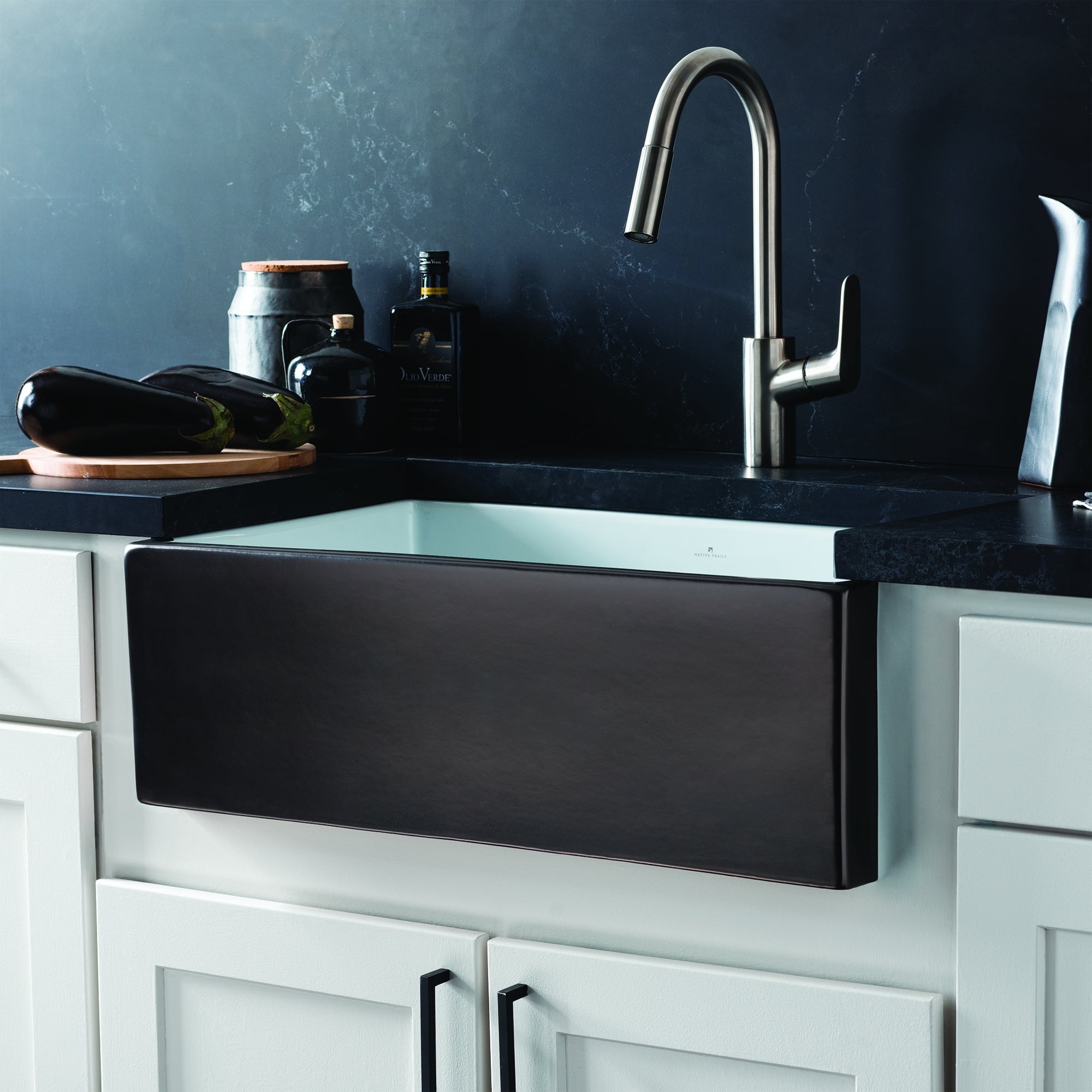 http://thesinkboutique.com/cdn/shop/products/Dreamer-Fireclay-Kitchen-Sink-Gunmetal-PMK3018-M.jpg?v=1682452112