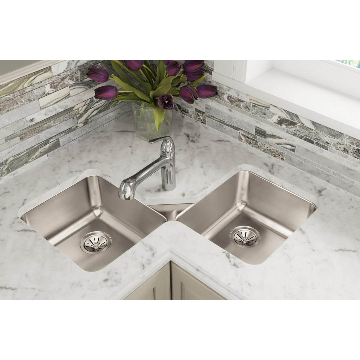 Alternate Image for Elkay Lustertone Classic 32" Stainless Steel Corner Kitchen Sink, 50/50 Double Bowl, 18 Gauge, Lustrous Satin, ELUH3232