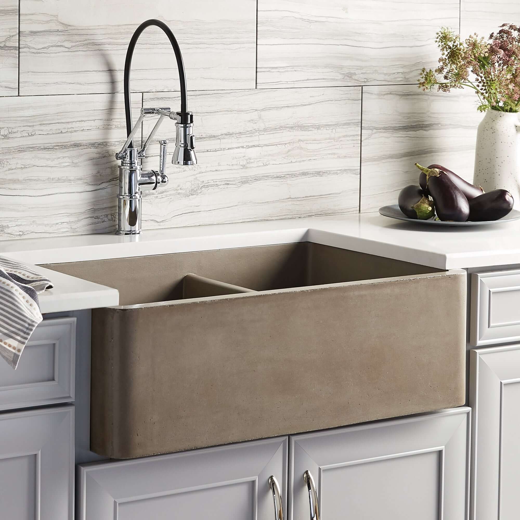Native Trails Farmhouse Double Bowl 33" NativeStone Concrete Farmhouse Sink, 60/40 Double Bowl, Earth, NSKD3321-E