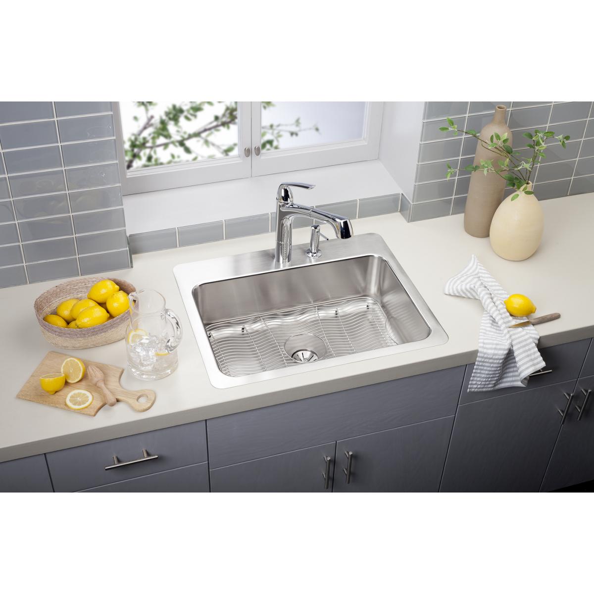 Alternate Image for Elkay LKGT1041CR Gourmet Single Hole Kitchen Faucet Pull-out Spray and Lever Handle with Hi and Mid-rise Base Options Chrome