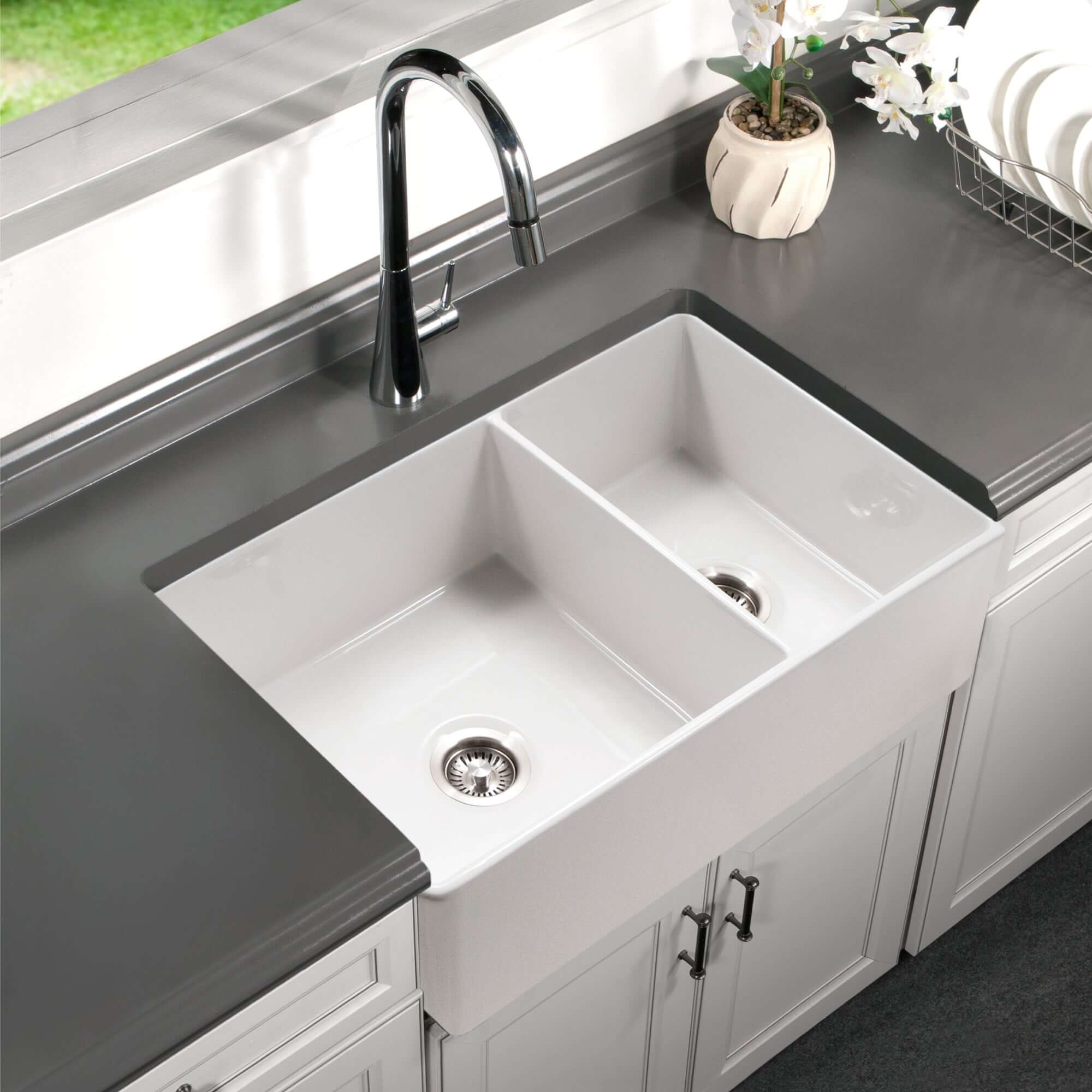 Houzer Platus 33" Fireclay Farmhouse Sink, 60/40 Double Bowl, White, PTD-6040 WH