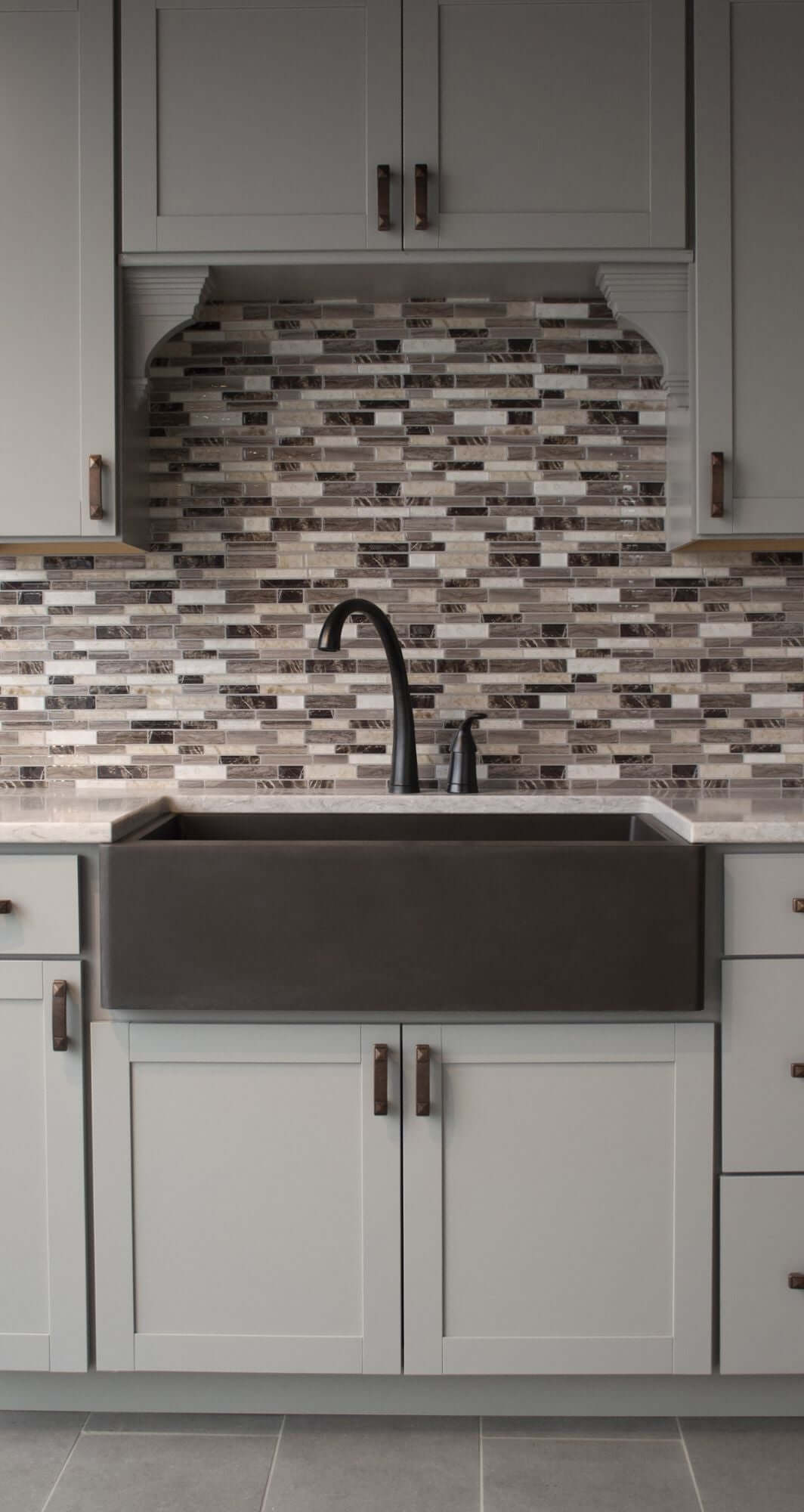 Alternate Image for Karran 34" Quartz Composite Farmhouse Sink, 50/50 Double Bowl, Brown, QA-750-BR-PK1