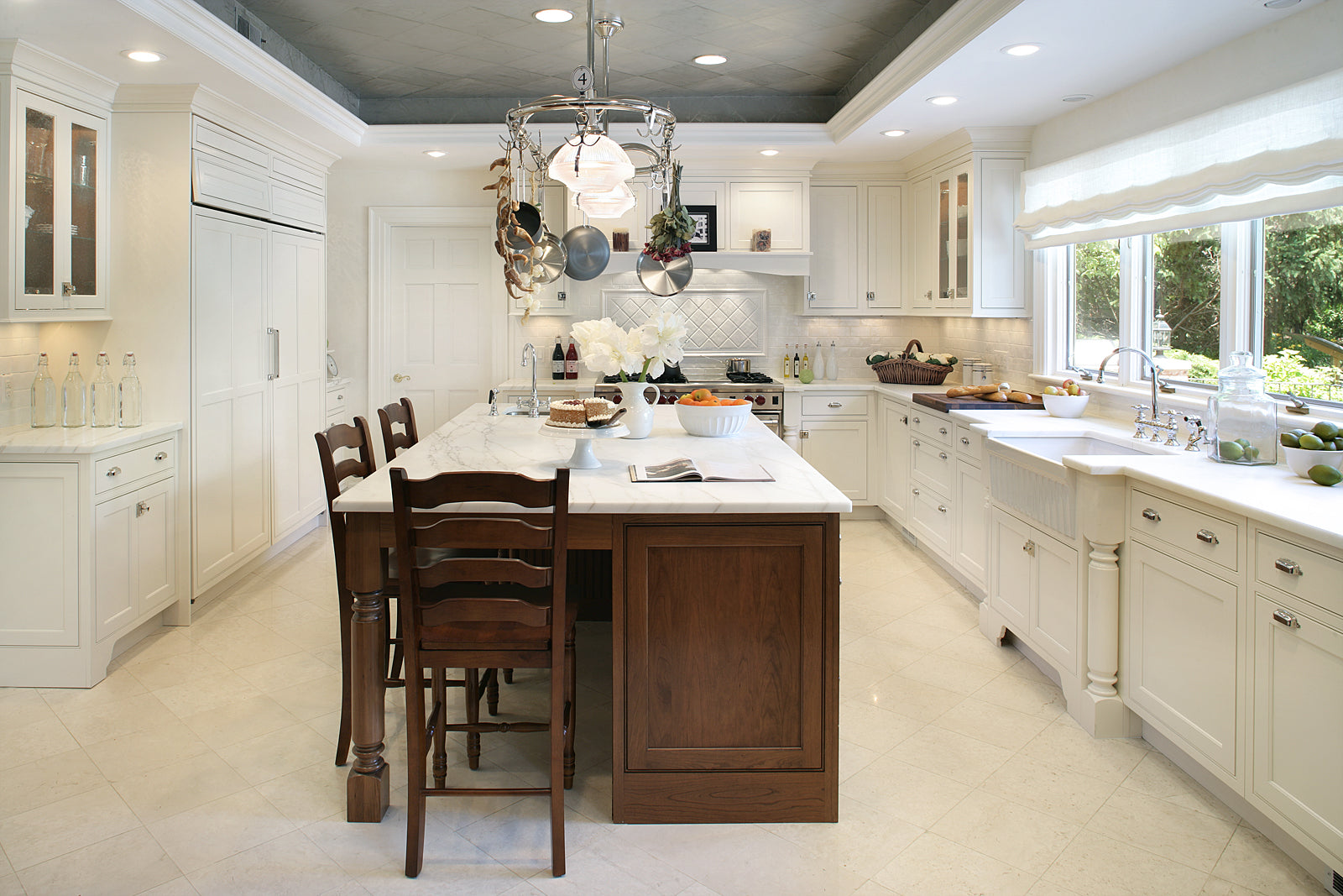 Alternate Image for Whitehaus 30" Fireclay Farmhouse Apron Sink, White, Reversible, WHQ330