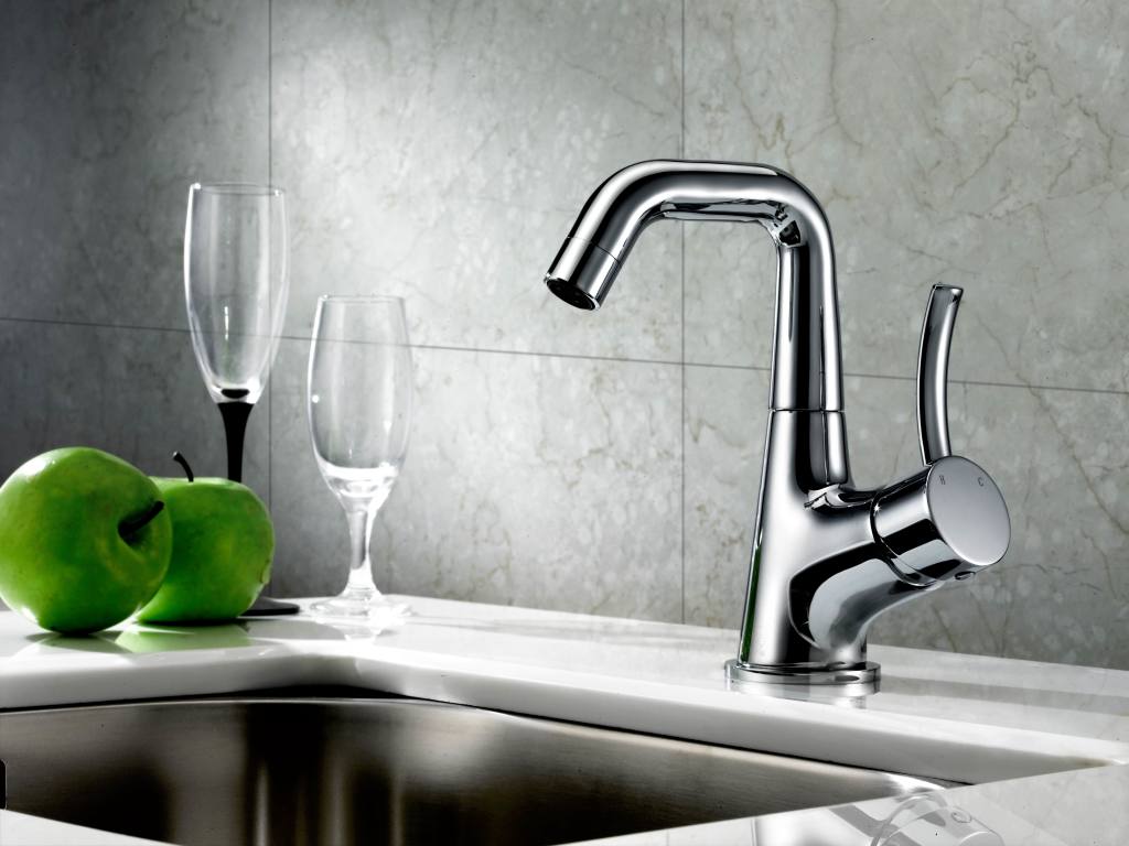 Alternate Image for Dawn 8" 1.2 GPM Bathroom Faucet, Chrome, AB39 1172C