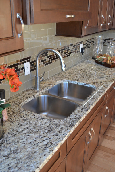 Alternate Image for Karran 32" Undermount Stainless Steel Kitchen Sink, 50/50 Double Bowl, 18 Gauge, U-5050