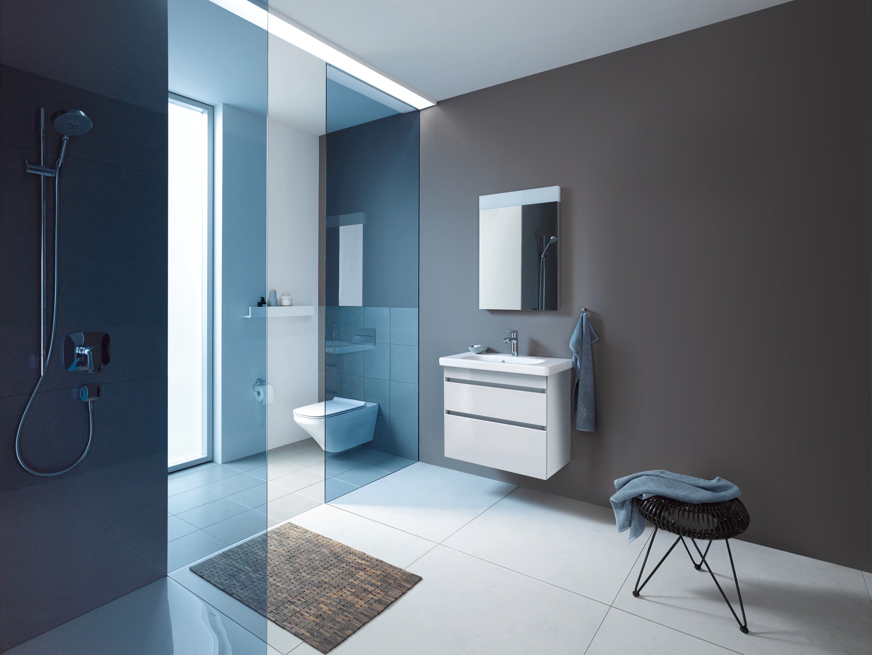 DuraStyle Elongated Slow Close Toilet Seat in White