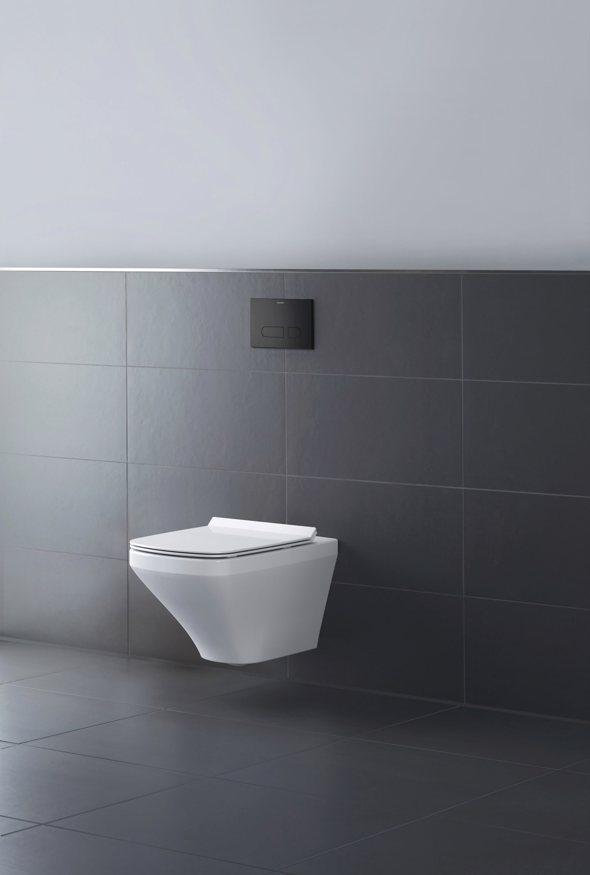 DuraStyle Round Slow Close Toilet Seat in White