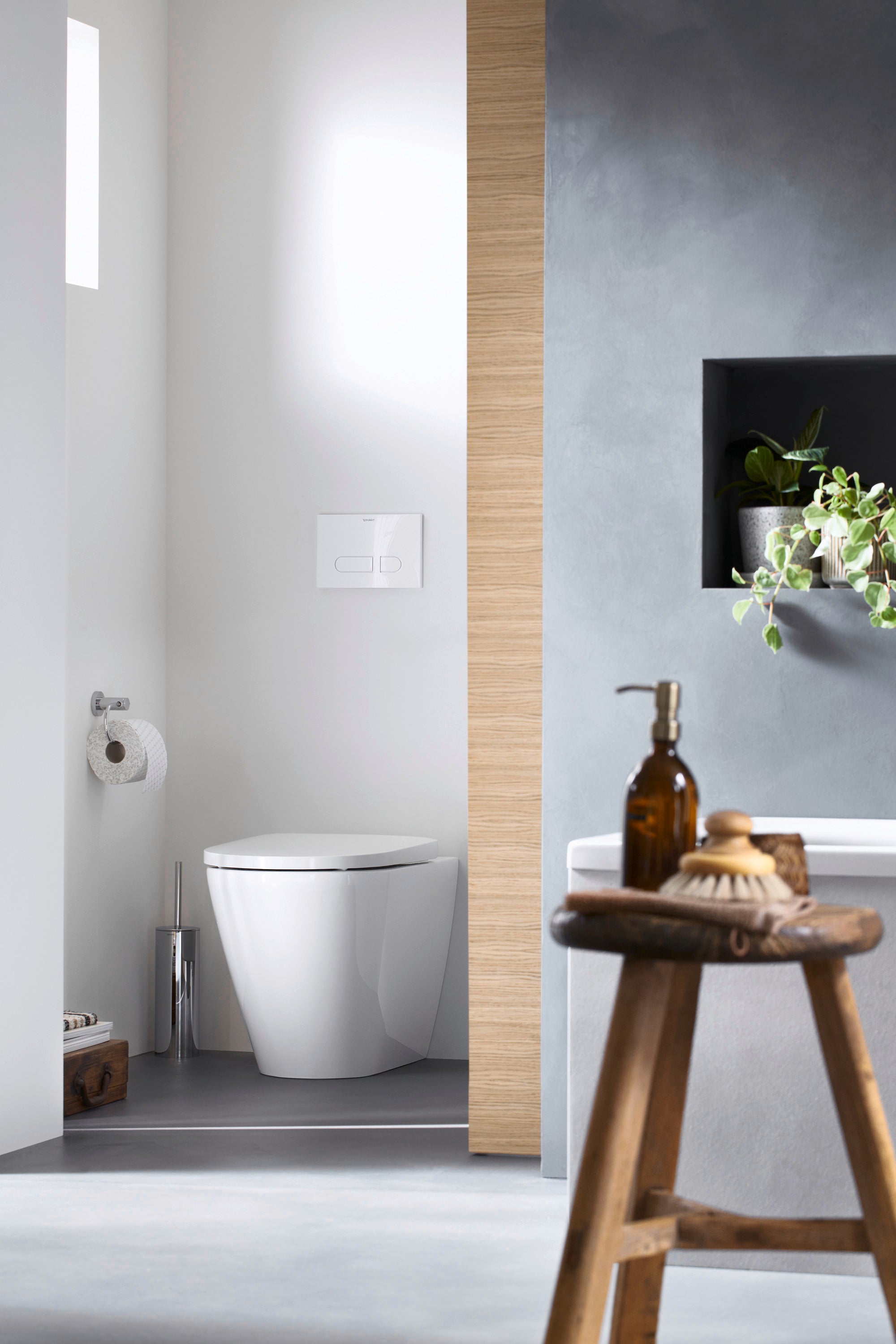 D-Neo Round Slow Close Toilet Seat in White
