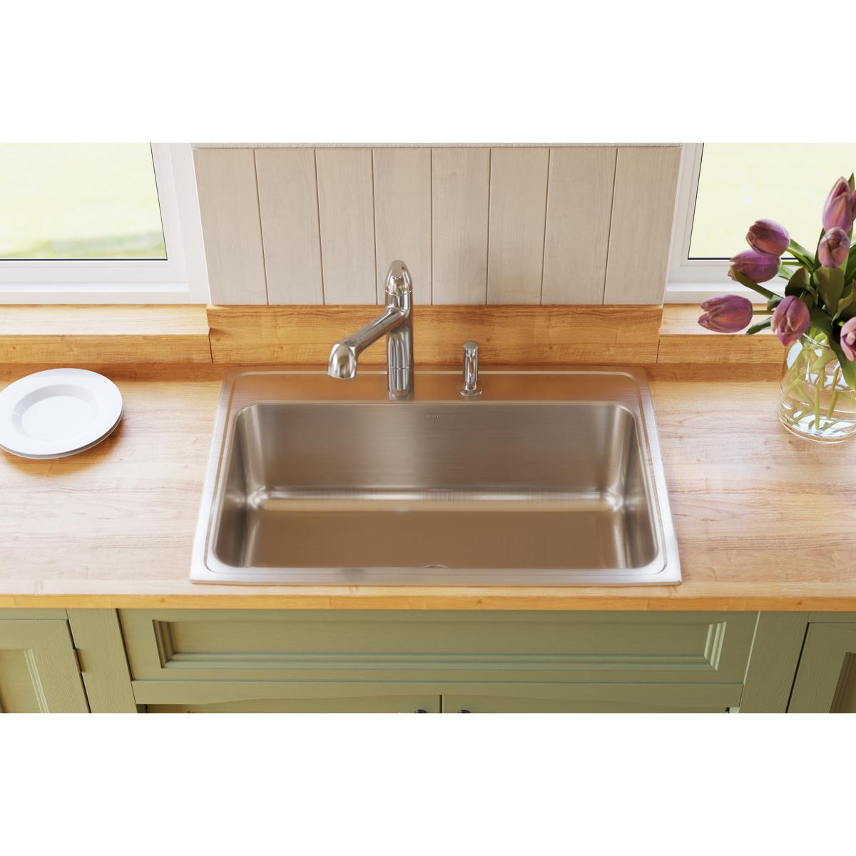 Elkay Lustertone Classic 31" Drop In/Topmount Stainless Steel Kitchen Sink, Lustrous Satin, No Faucet Hole, DLR312210PD0