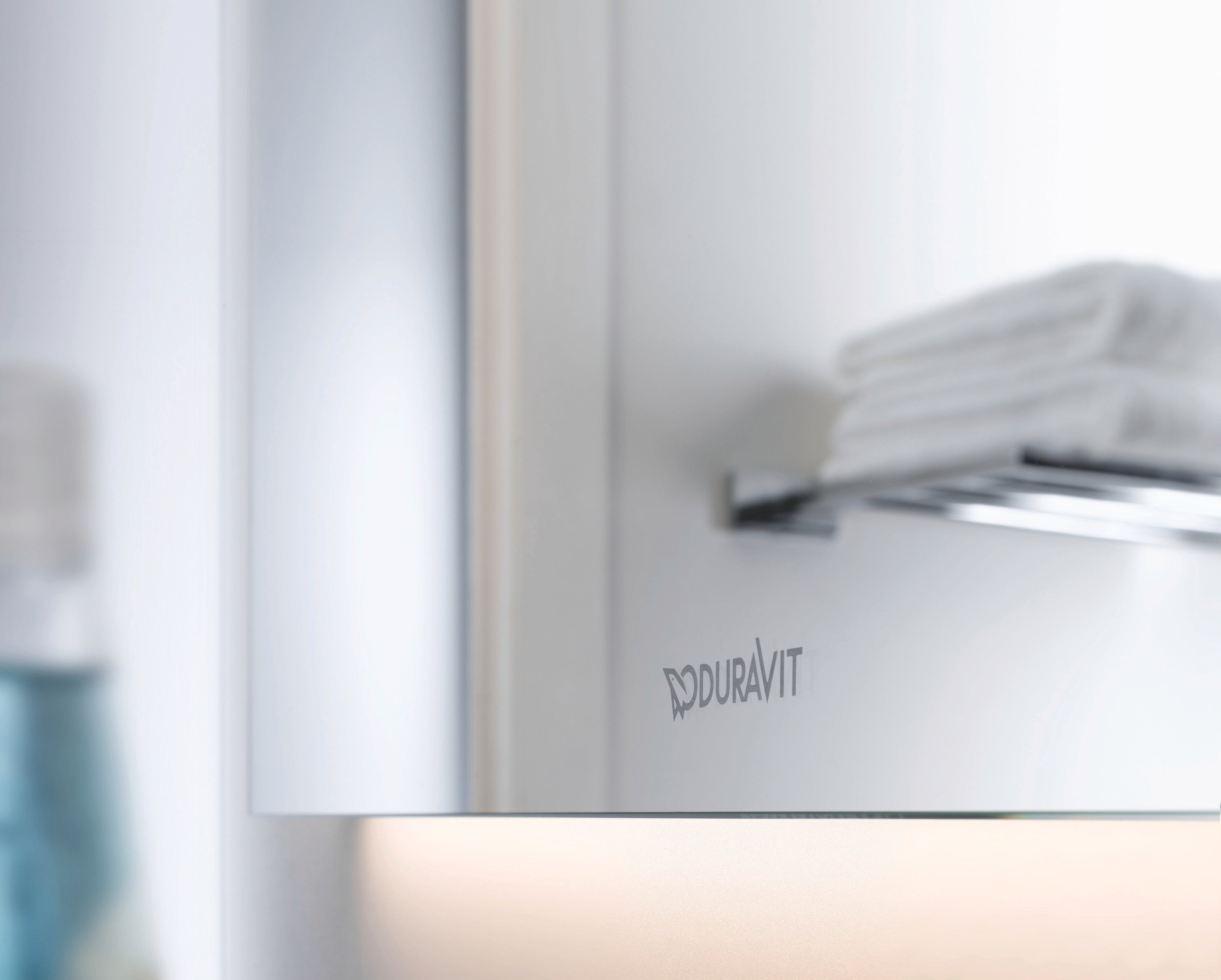 Light & Mirror Sensor Control LED Mirror in Aluminum, 4000K