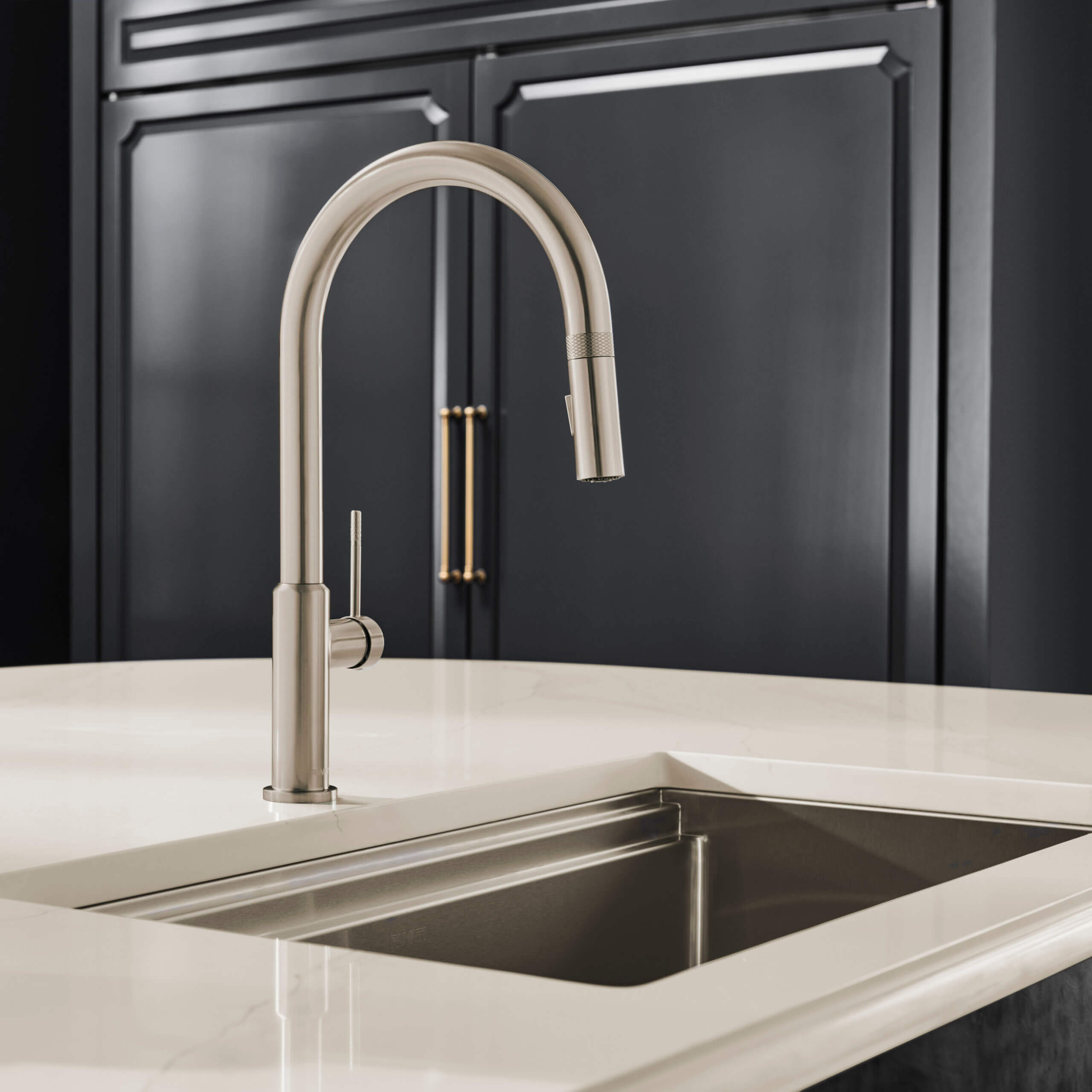 Ruvati Vestia Pull Down Kitchen Faucet, Stainless Steel, Single Lever, RVF1237BN