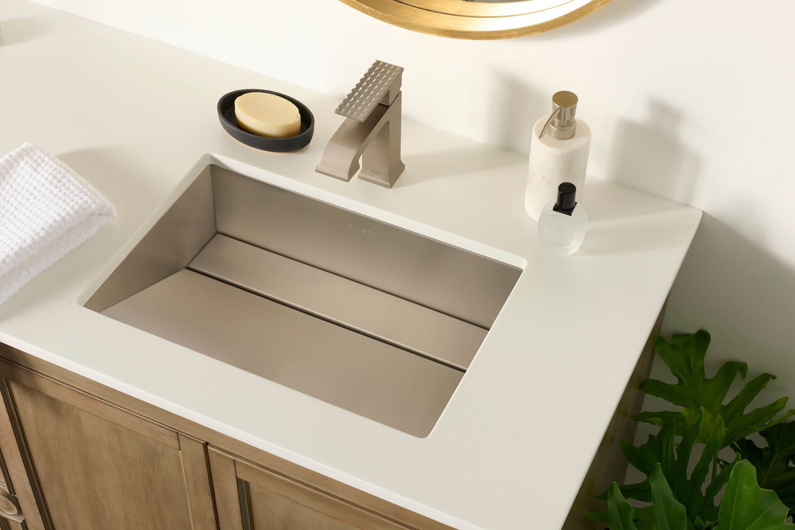 Ruvati Decora Bathroom Faucet, Brushed Nickel, Single Lever, RVF5132BN Product Image