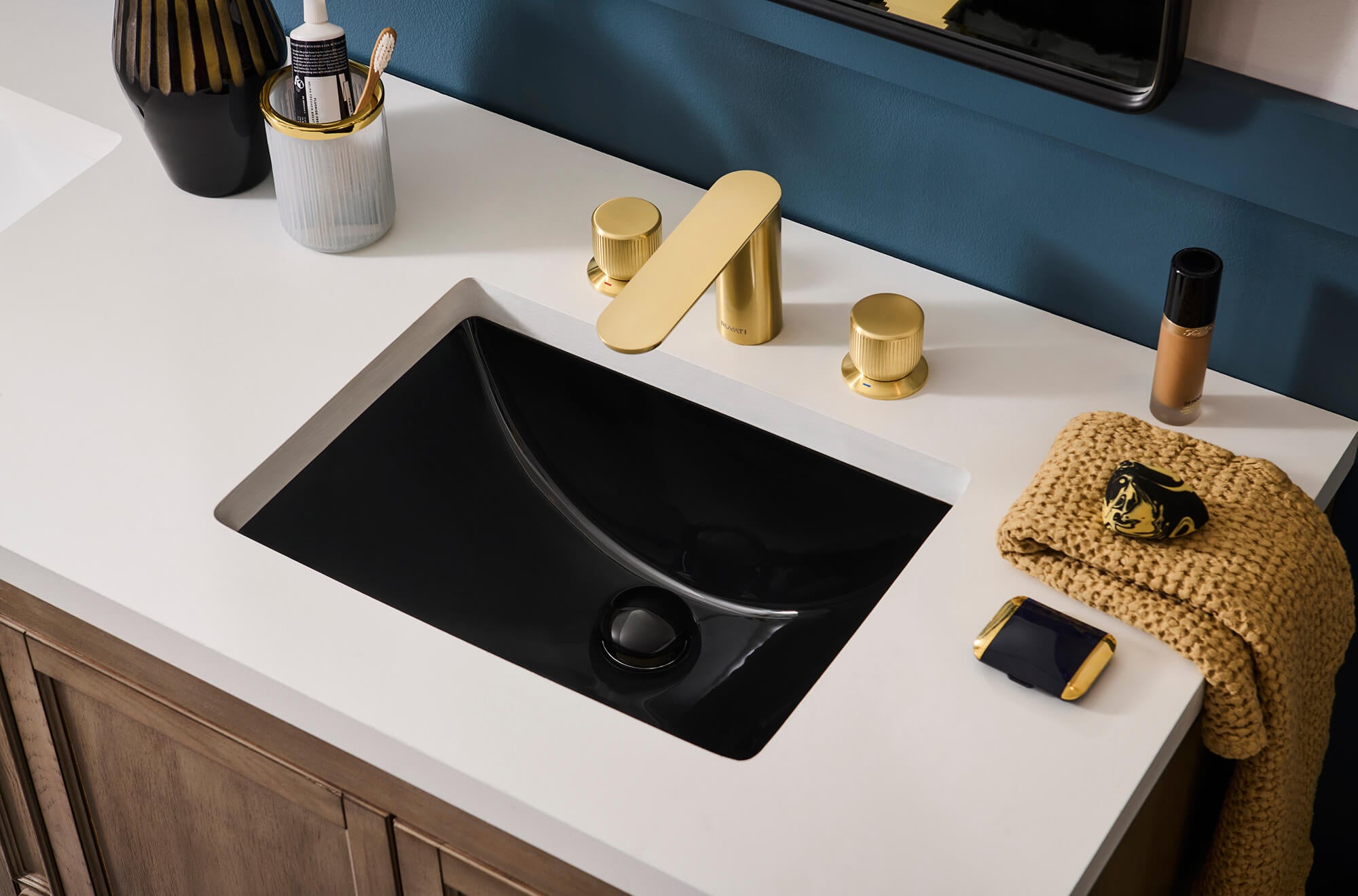 Ruvati Fabio Widespread Bathroom Faucet, Brushed Gold, Knob, RVF5235SG Product Image