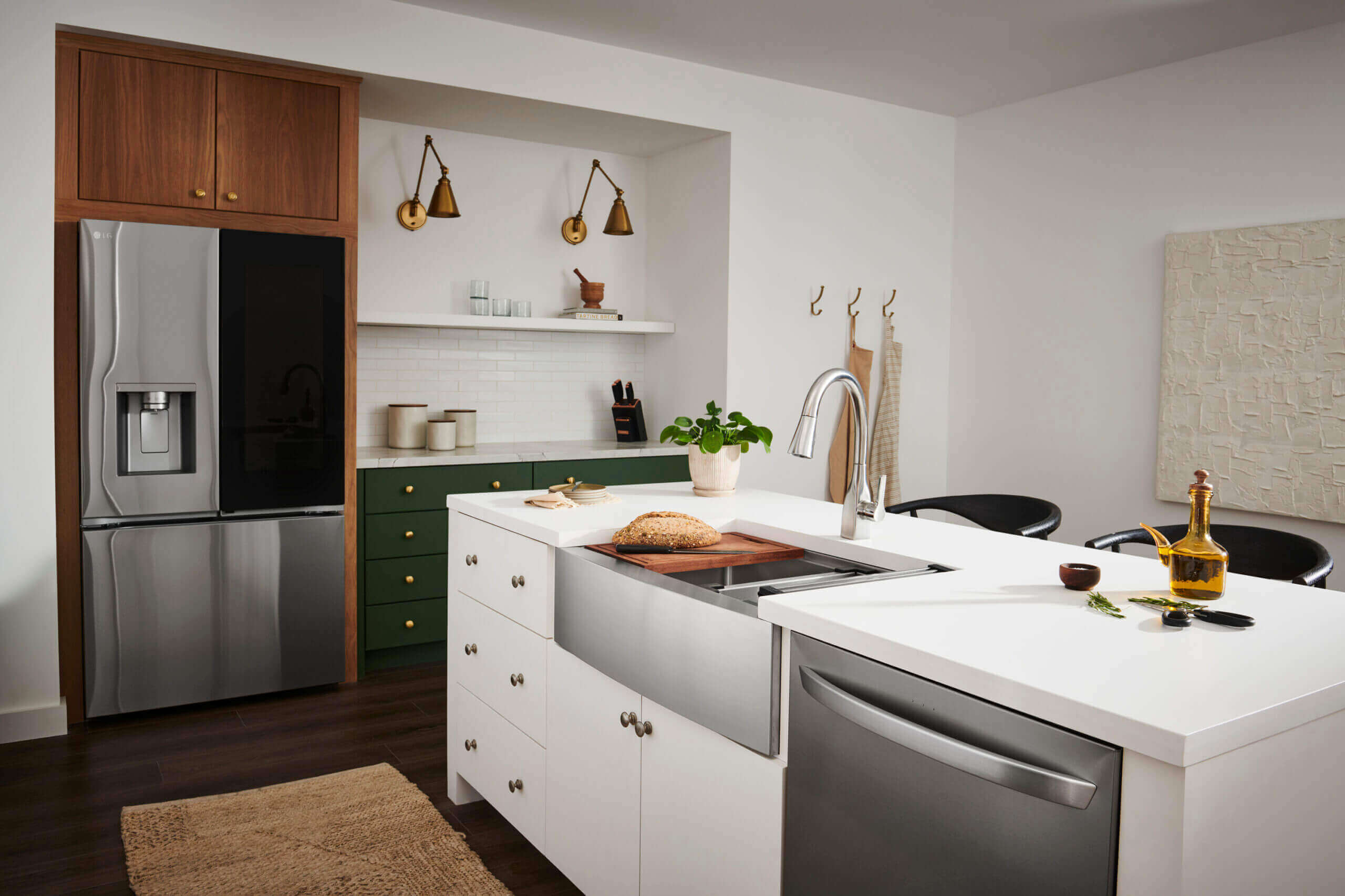 Alternative View of Ruvati Verona 30" Stainless Steel Workstation Apron-front Farmhouse Sink, 16 Gauge, RVH9100