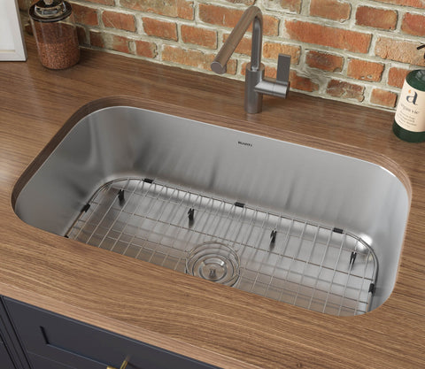 Main Image of Ruvati Parmi 30" Undermount Stainless Steel Kitchen Sink, 16 Gauge, RVM4250