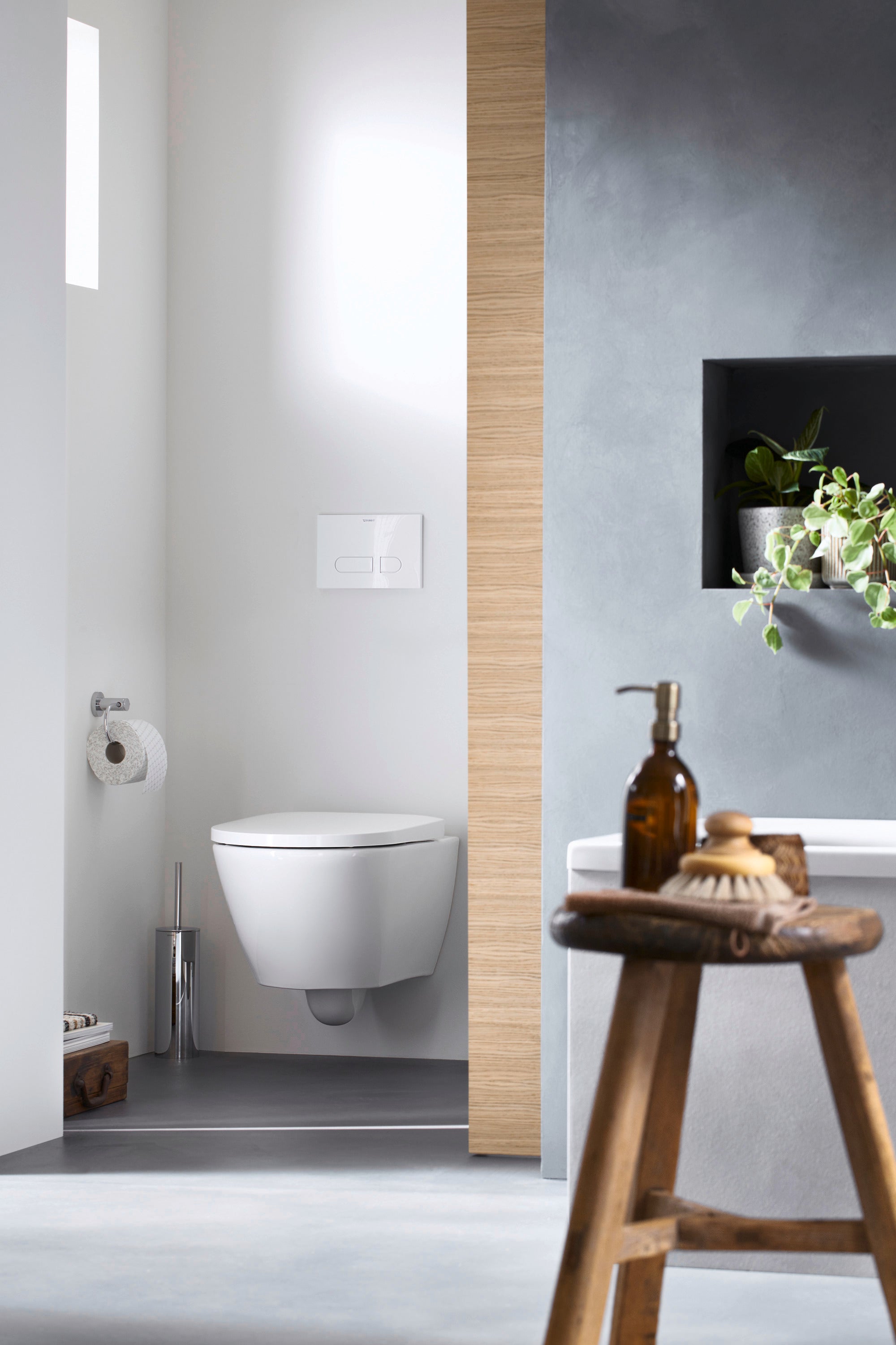 D-Neo Round Slow Close Toilet Seat in White
