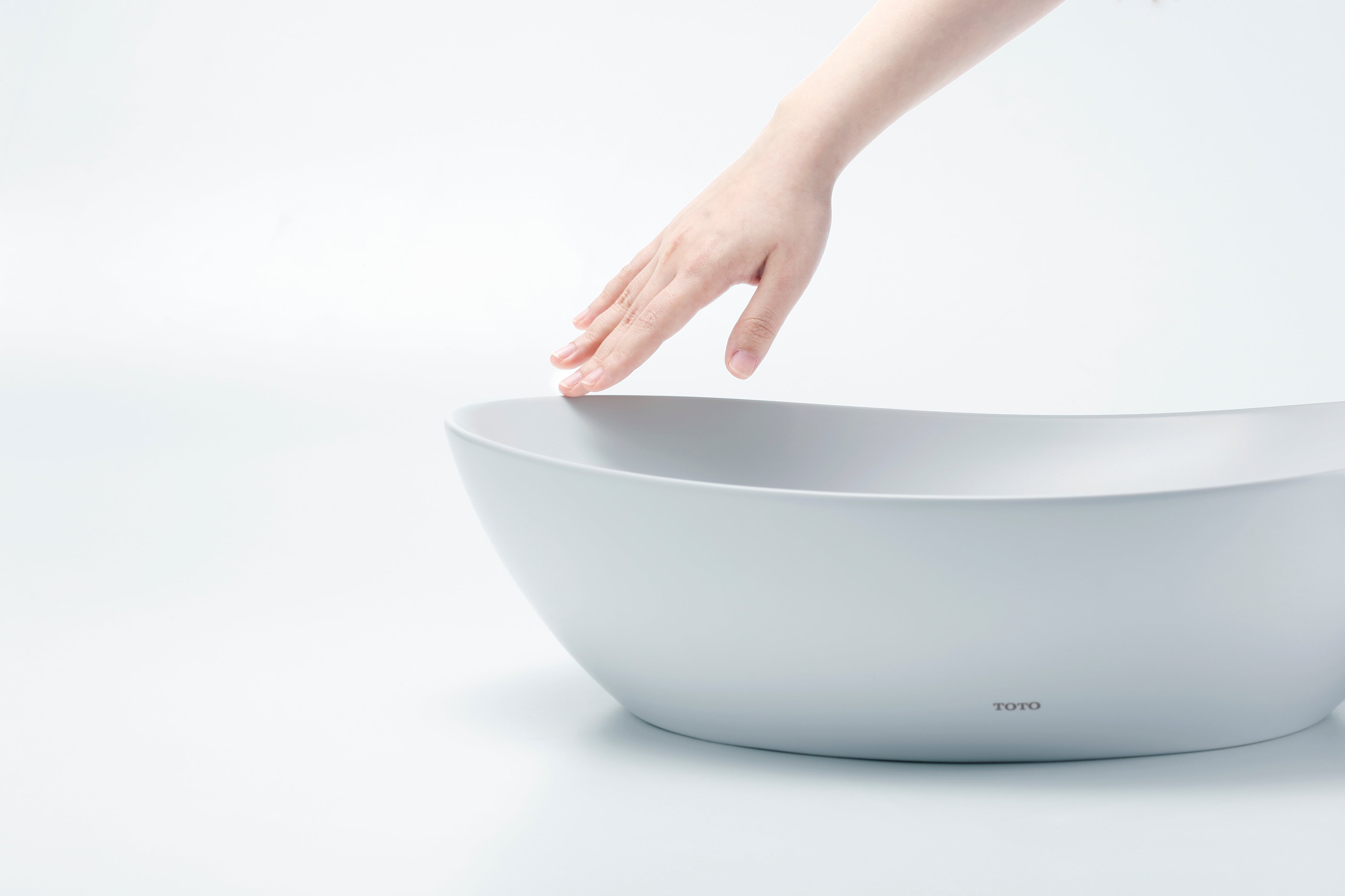 TOTO Kiwami Asymmetrical Vessel Bathroom Sink with CEFITONTECT, Cotton White, Ceramic, LT477G#01