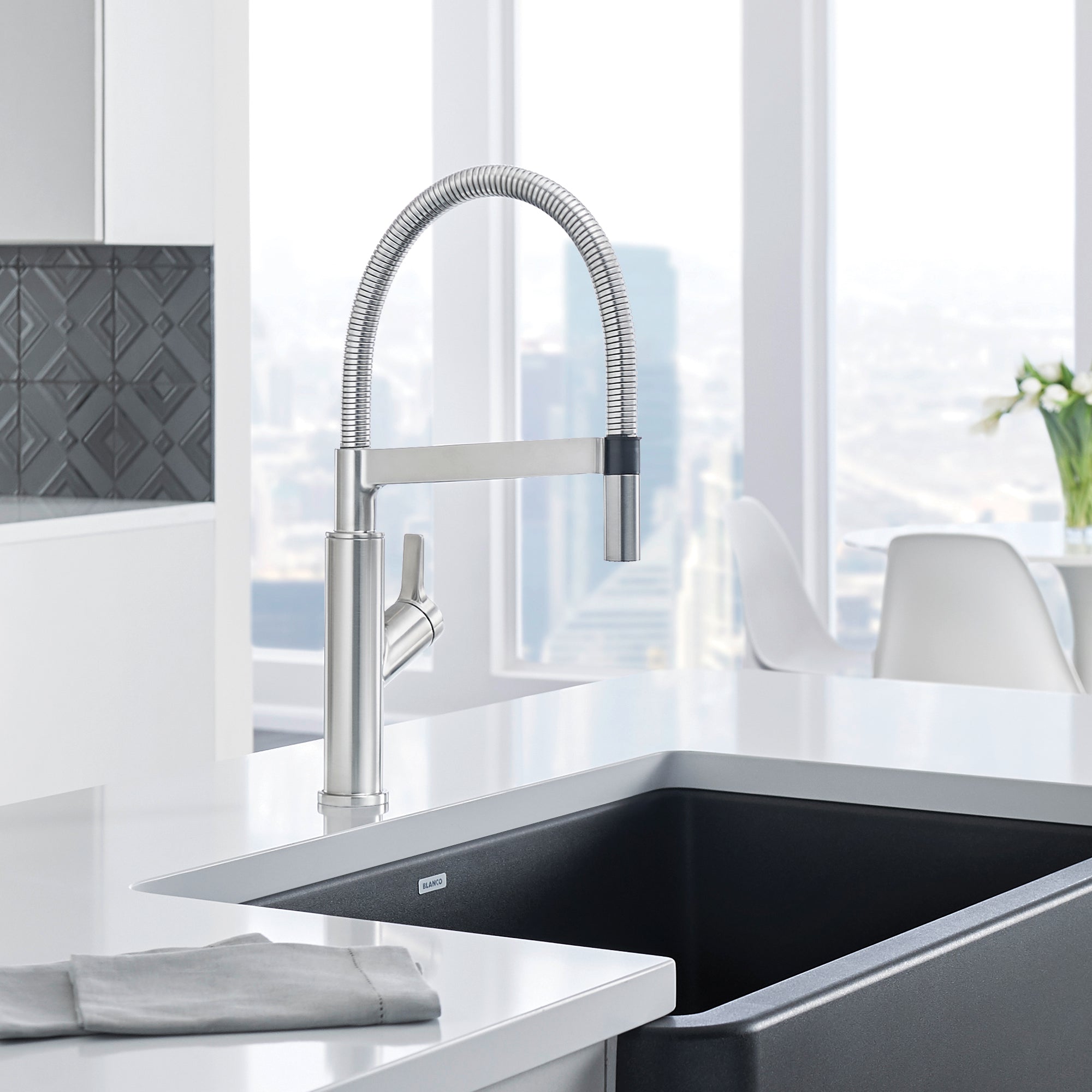 Blanco Solenta 1.5 GPM Brass Kitchen Faucet, Semi-Pro, Stainless, 401993