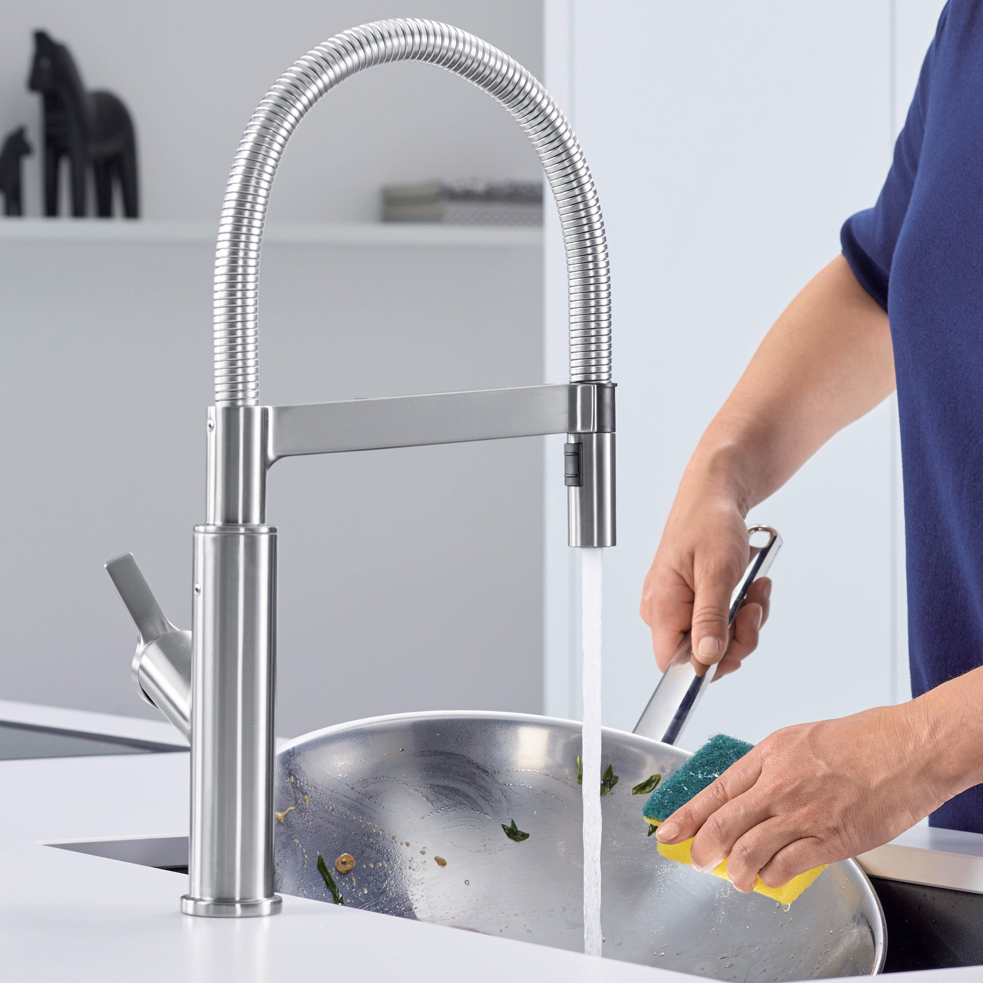 Blanco Solenta 1.5 GPM Brass Kitchen Faucet, Semi-Pro, Stainless, 401993