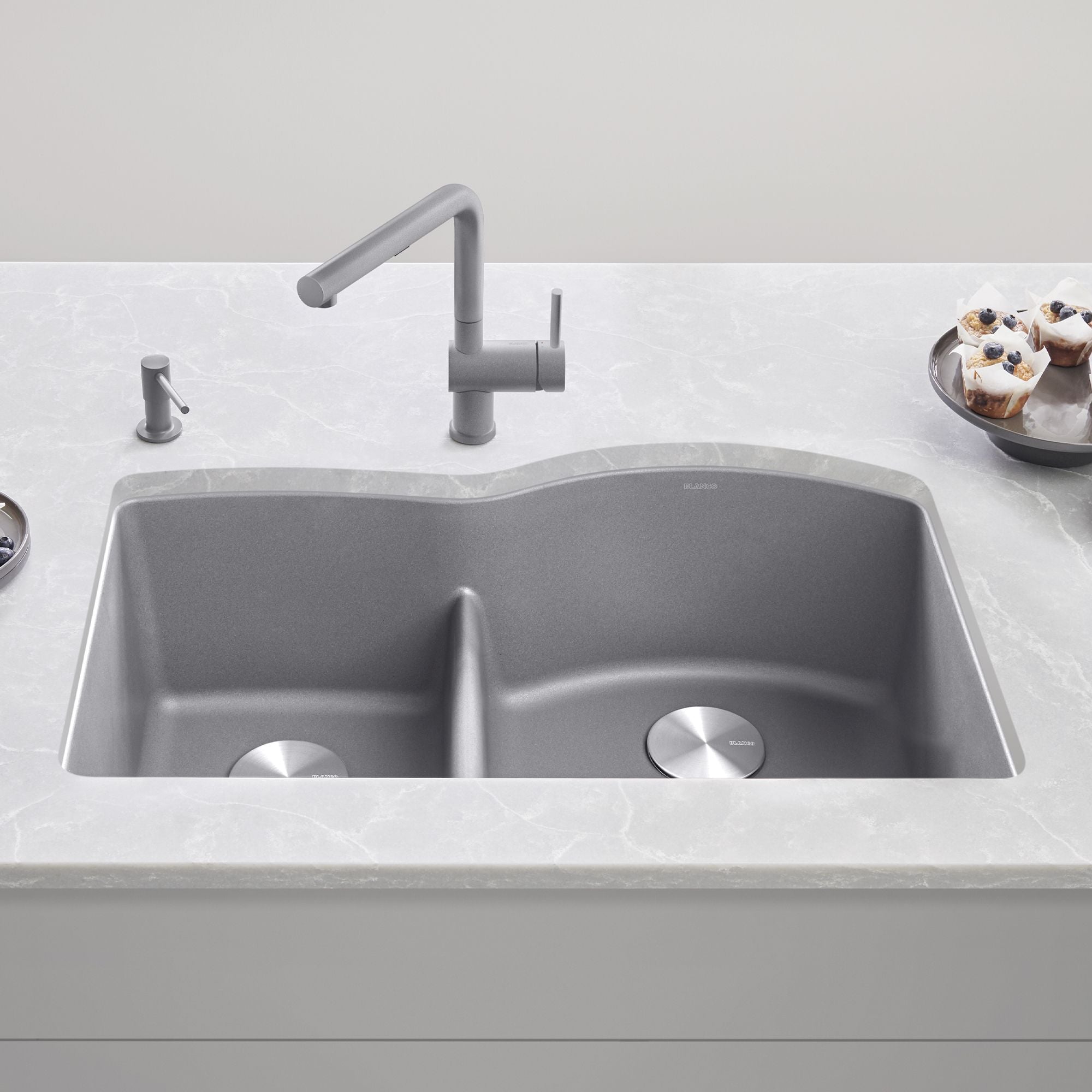Blanco Diamond 32" Undermount Granite Composite Kitchen Sink, Silgranit, 40/60 Double Bowl, Metallic Gray, 441601