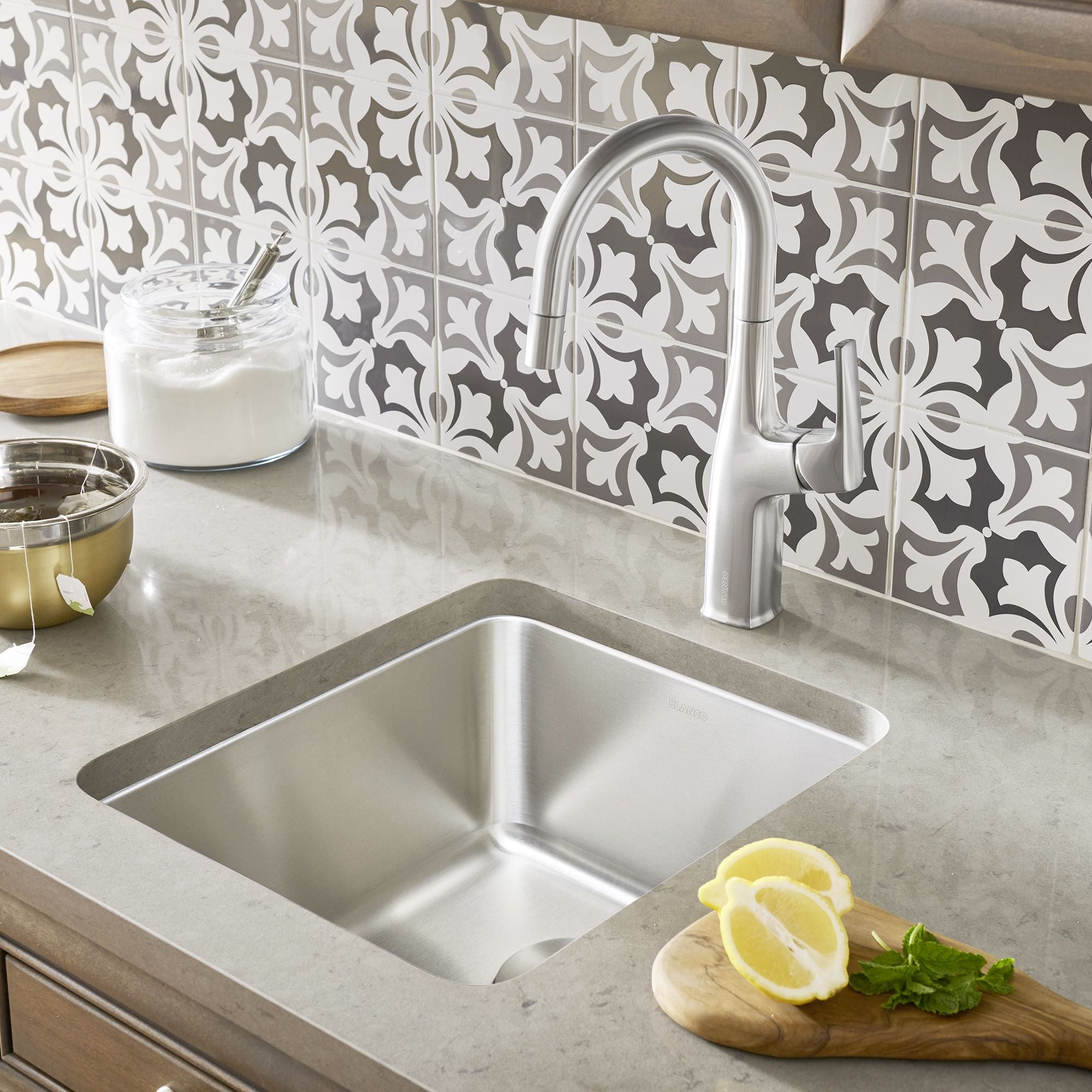 Blanco Formera 16" Rectangle Stainless Steel Bar/Prep Sink, 18 Gauge, Satin Polish, 442767