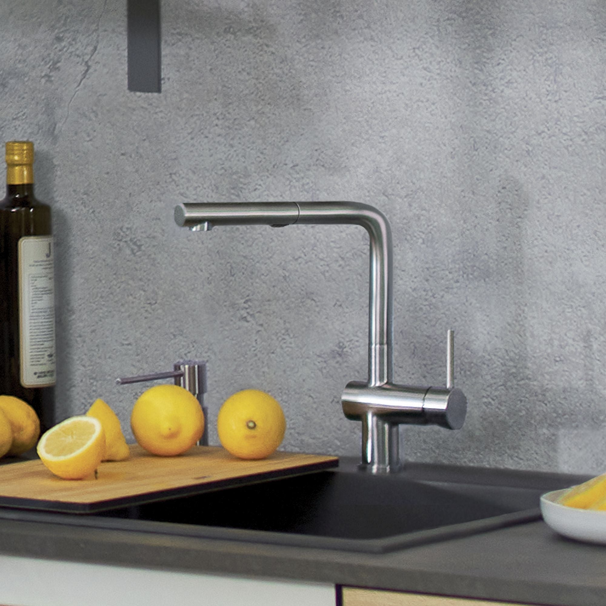 Blanco Linus 1.5 GPM Brass Kitchen Faucet, Pull-Out, Stainless, 526366