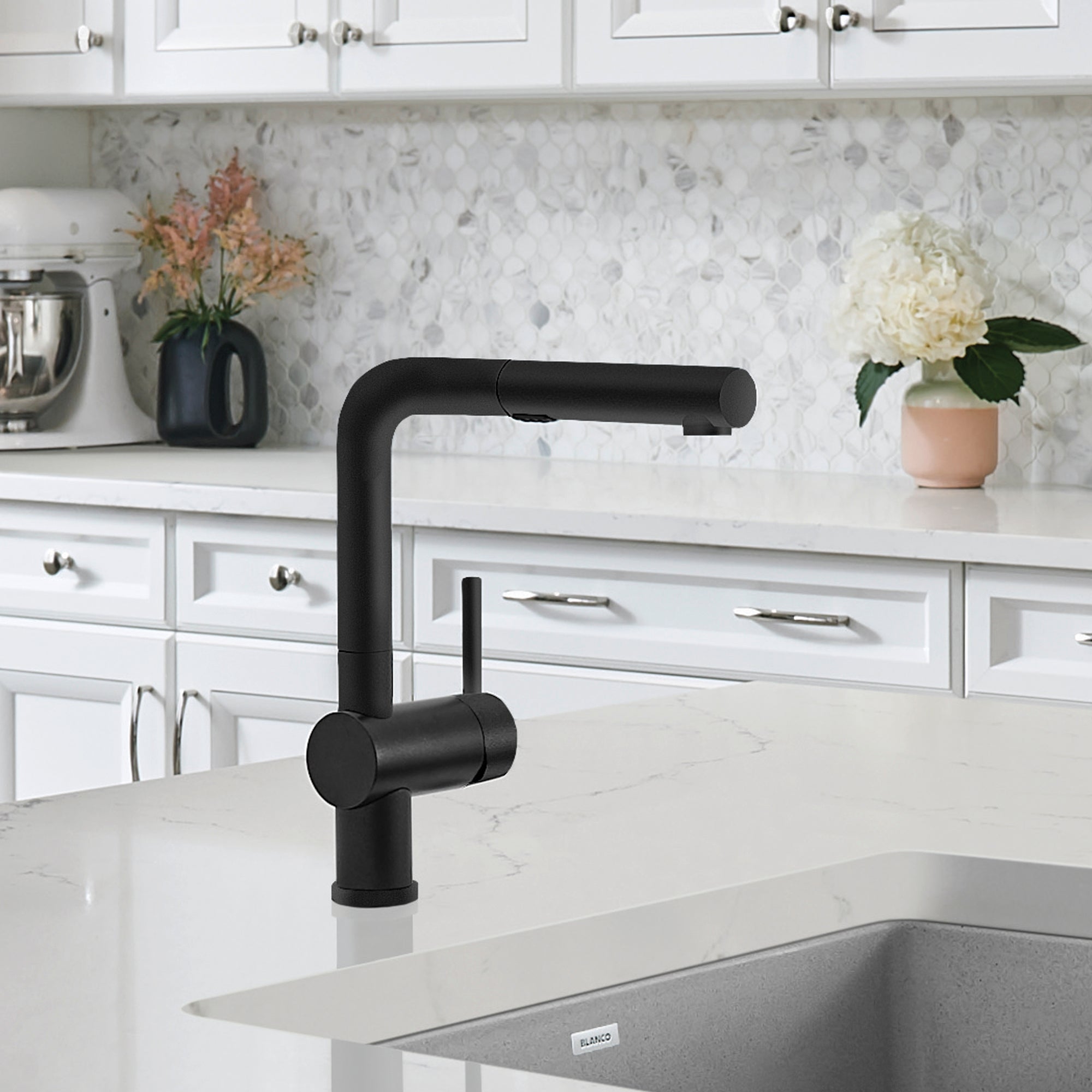 Blanco Linus 1.5 GPM Brass Kitchen Faucet, Pull-Out, Anthracite, 526367