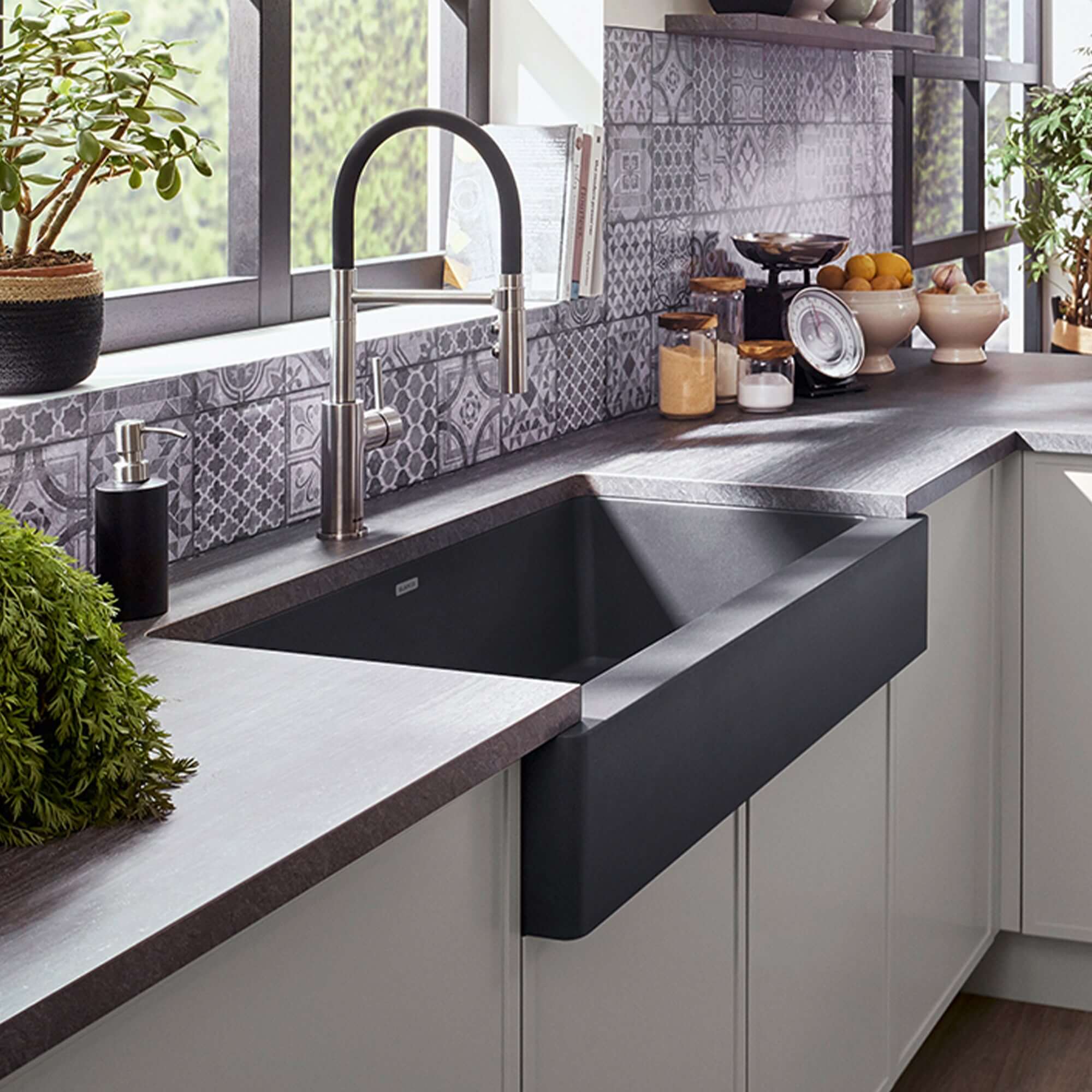 Blanco Vintera 30" Granite Composite Workstation Farmhouse Sink, Silgranit, Cinder, 526539