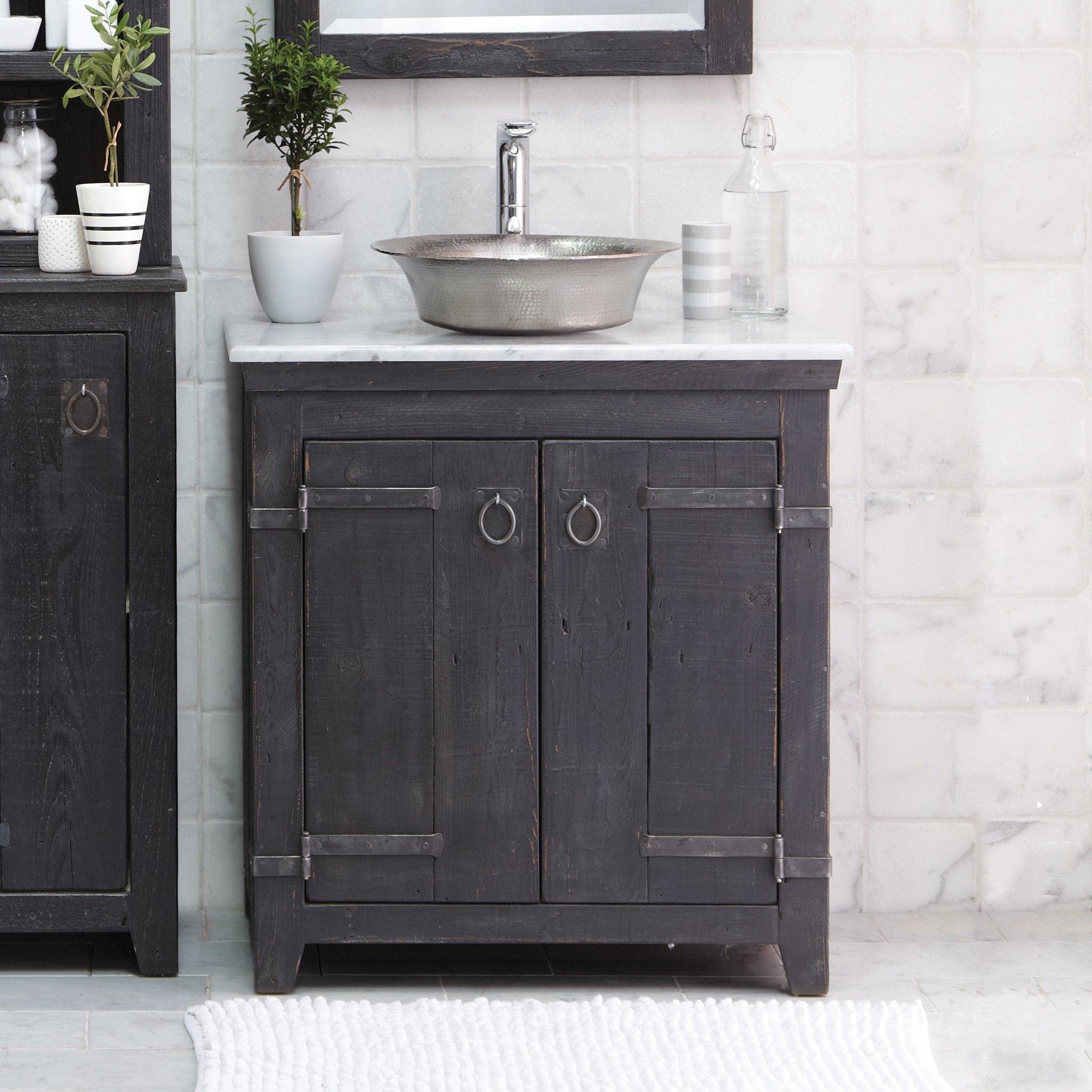 Native Trails 30" Americana Freestanding Vanity Base in Anvil, VNB308