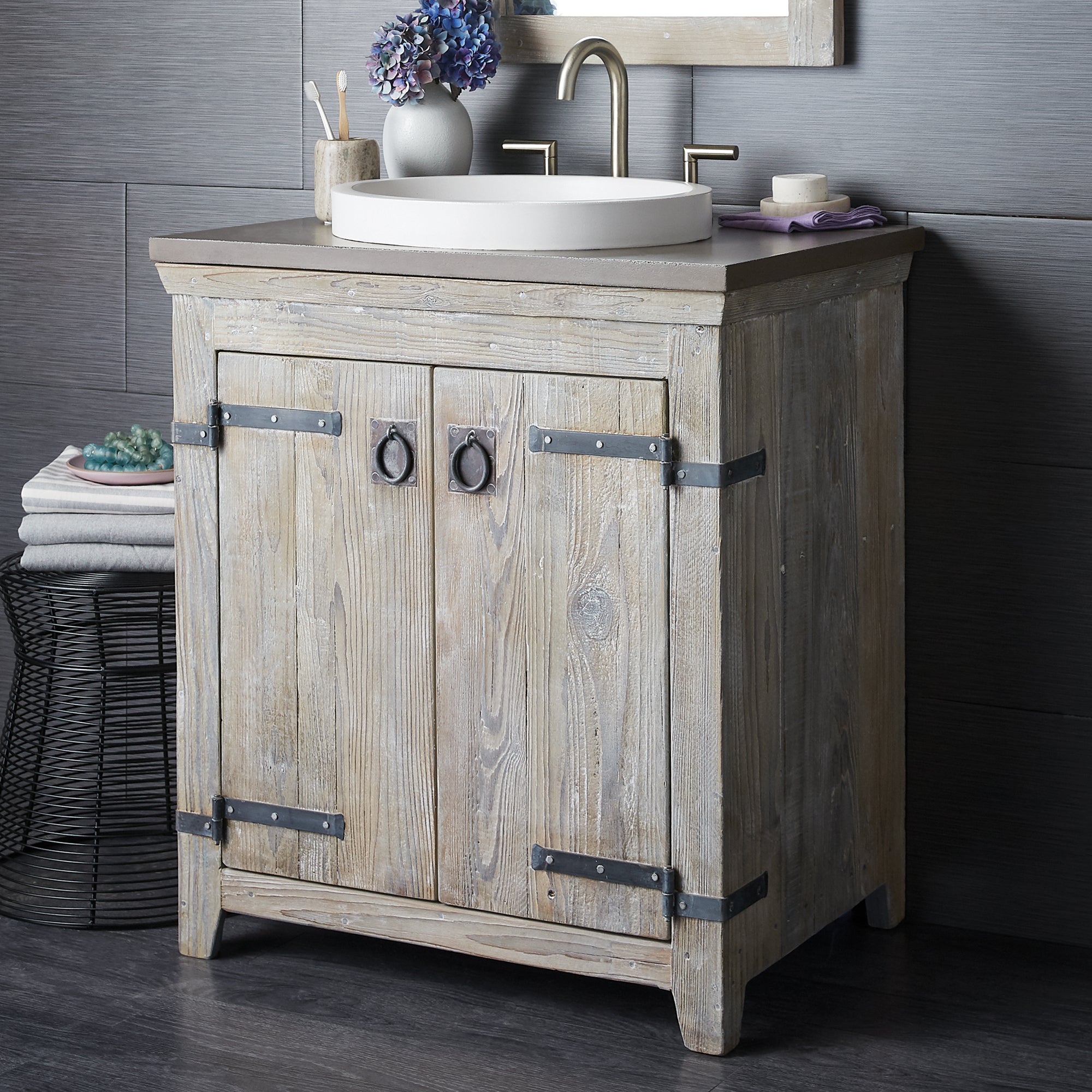 Native Trails 30" Americana Freestanding Vanity Base in Driftwood, VNB309