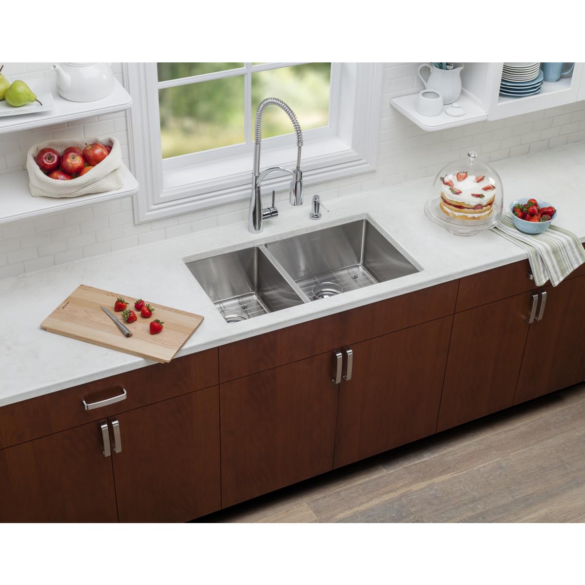 Elkay Crosstown 32" Stainless Steel Kitchen Sink, 40/60 Double Bowl, 18 Gauge, Polished Satin, ECTRU32179LT