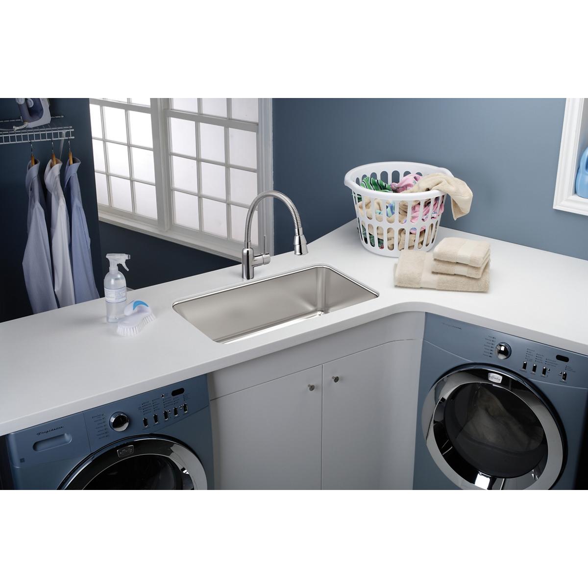 Elkay Lustertone Classic 22" Stainless Steel Kitchen Sink, Lustrous Satin, ELUH191612