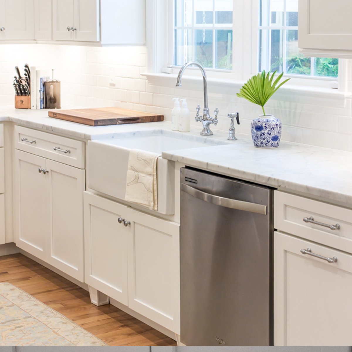 Nantucket Sinks 30" Fireclay Farmhouse Sink, White, Cape Collection, Hyannis-36