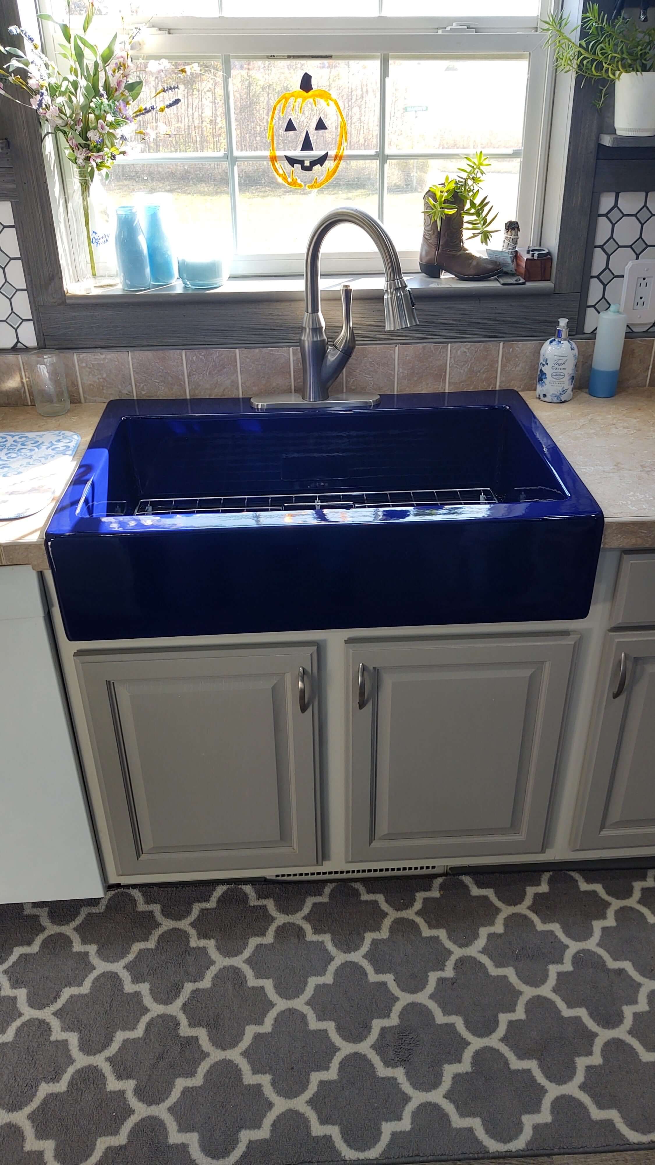 BOCCHI Nuova 34" Fireclay Retrofit Drop-In Farmhouse Sink with Accessories, Sapphire Blue, 1500-010-0127