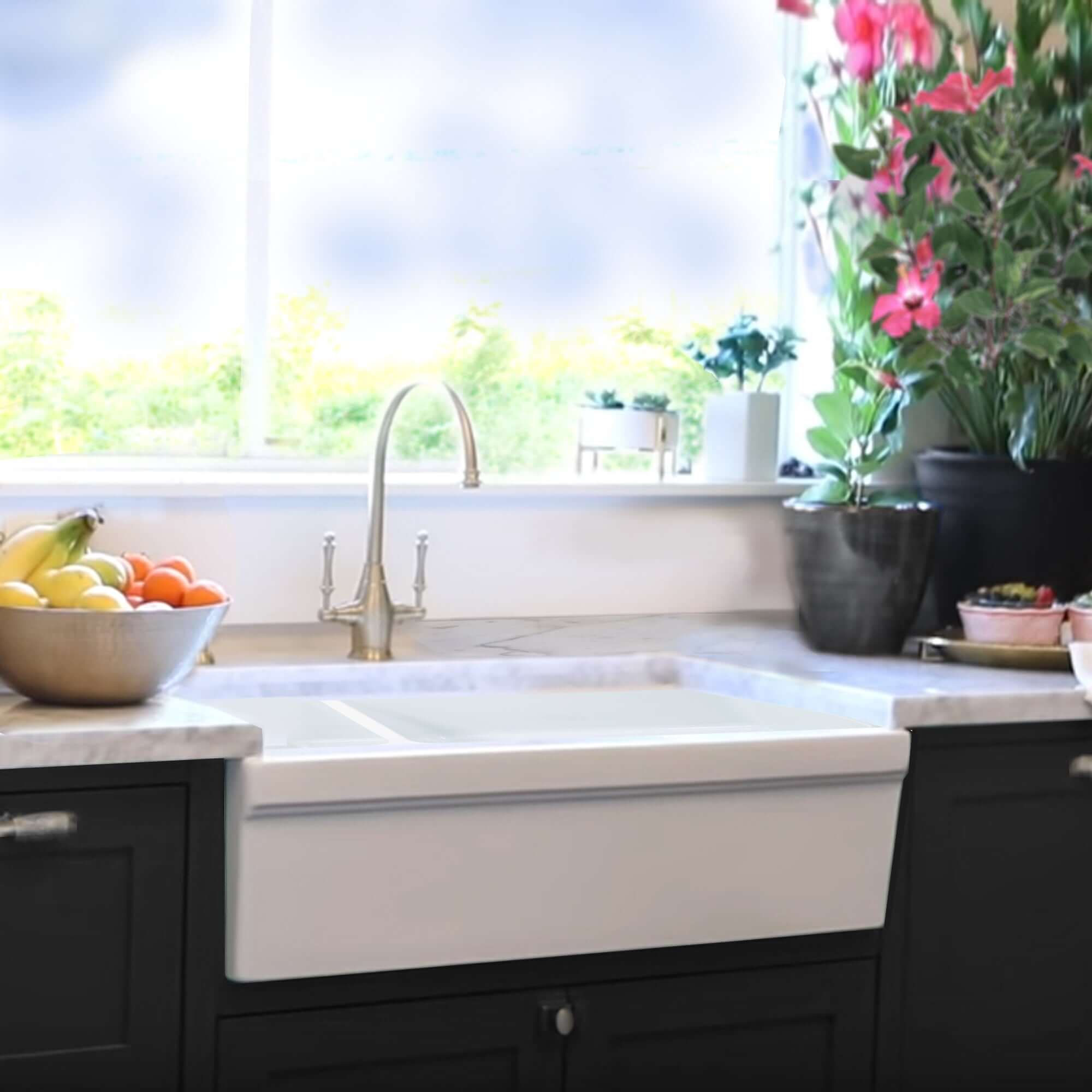 Nantucket Sinks Island 36" Fireclay Farmhouse Sink with Accessories, 90/10 Double Bowl, White, ISFCGW35X19DBSO