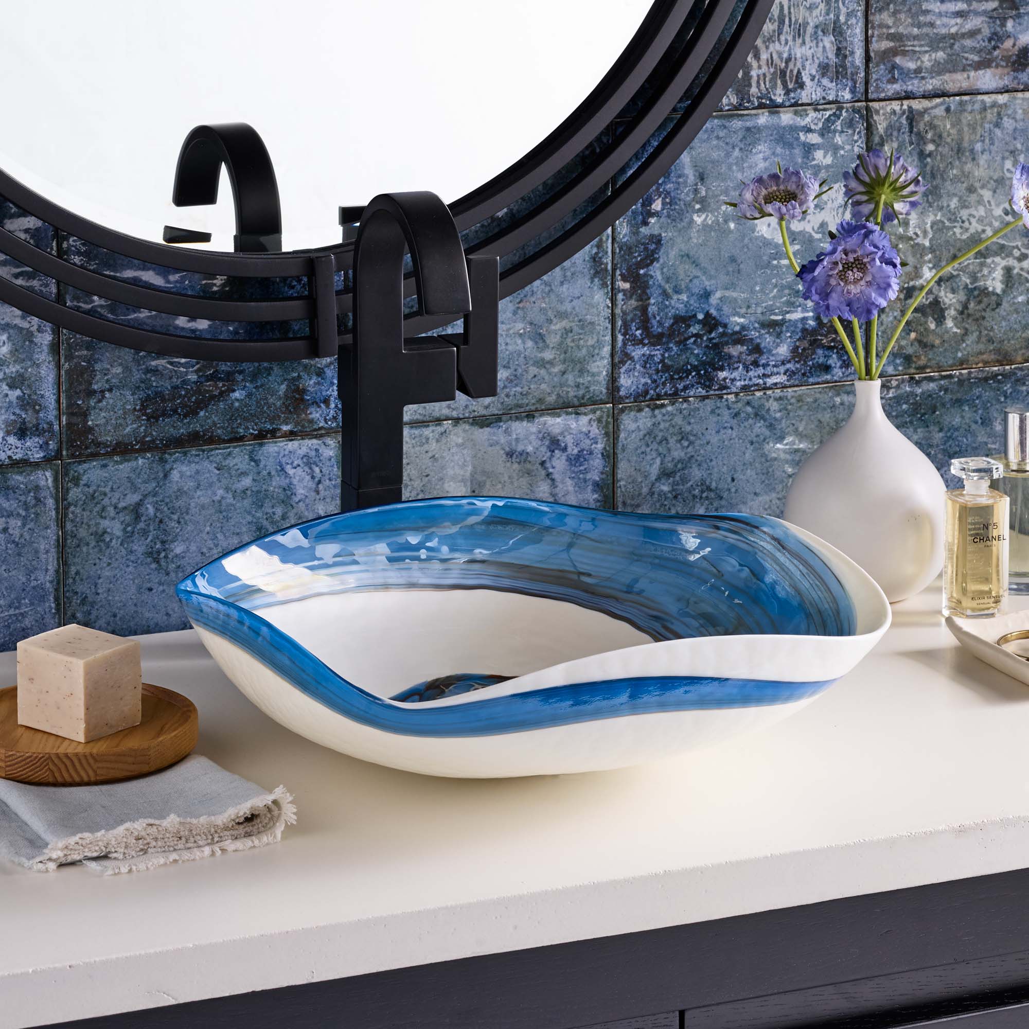 Native Trails Murano 14.75" x 14.75" Round Vessel Glass Bathroom Sink, Marina, MG1515-MA