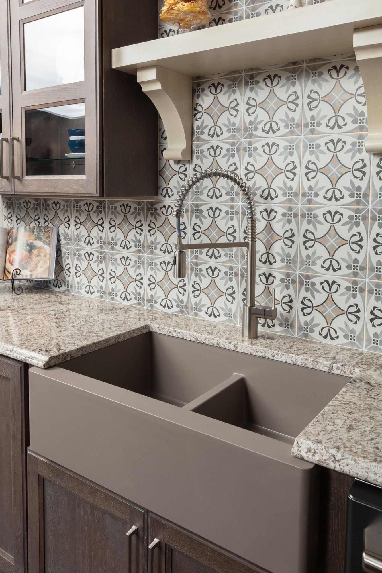 Karran 34" Quartz Composite Farmhouse Sink, 50/50 Double Bowl, Concrete, QA-750-CN-PK1