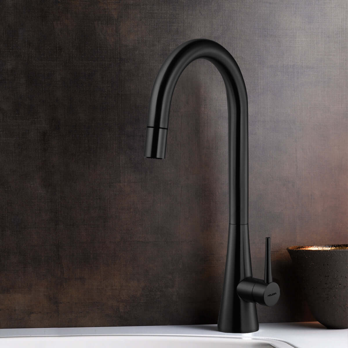 Houzer Soma 1.75 GPM Lever Brass Kitchen Faucet, Pull Down, Matte Blac