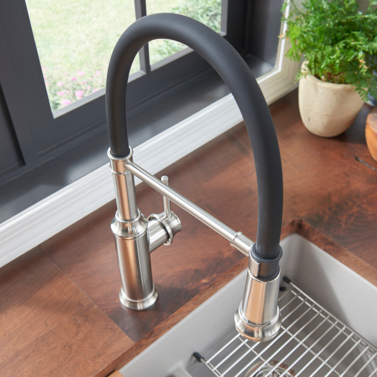 Blanco Empressa 1.5 GPM Brass Kitchen Faucet, Semi-Pro, Stainless, 442509