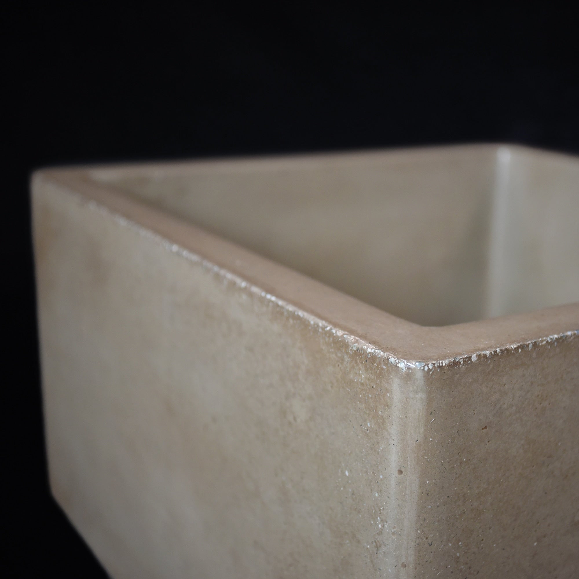 Native Trails Ventana 15" NativeStone Concrete Farmhouse Sink, Earth, NSB1515-E