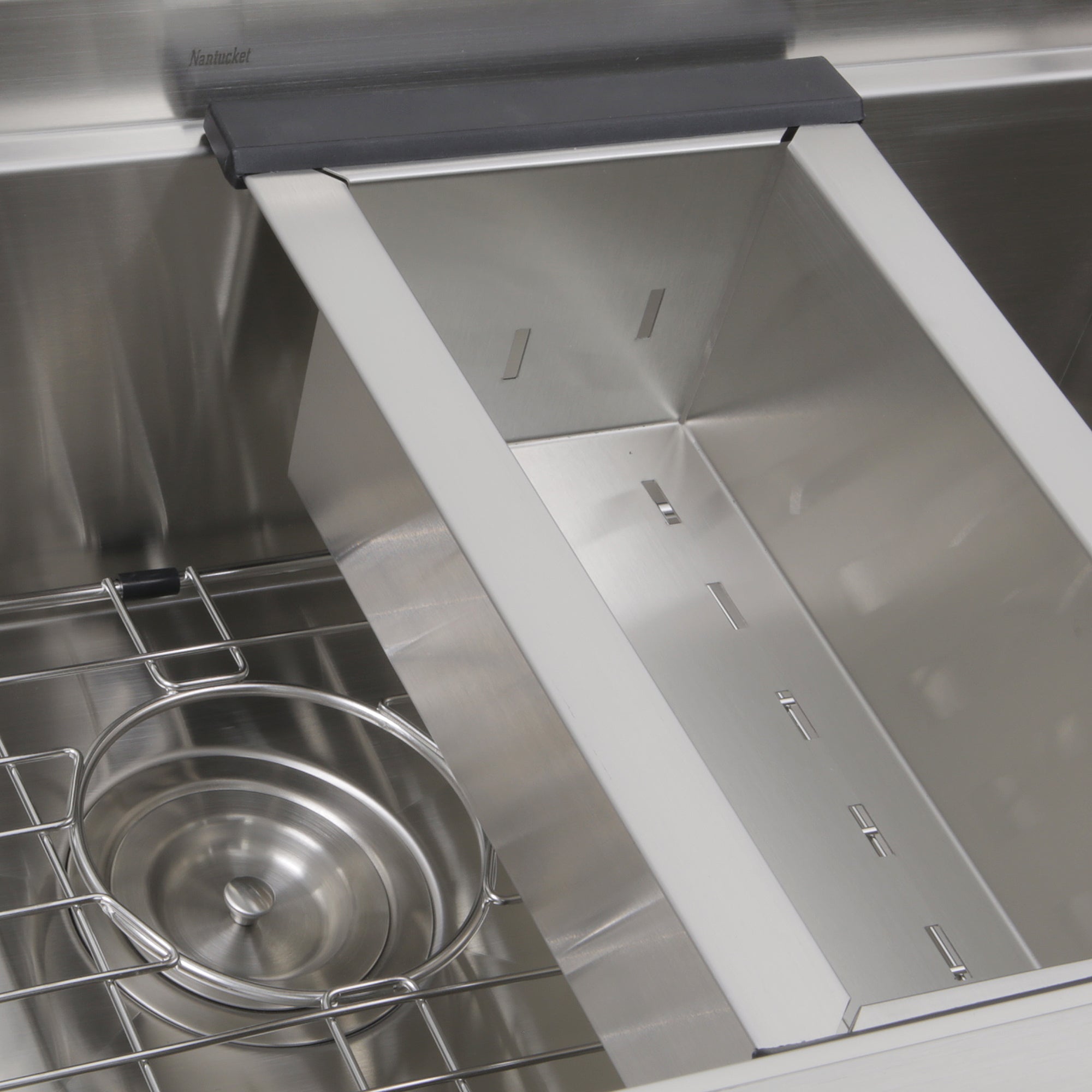 Nantucket Sinks Pro Series 30" Undermount 304 Stainless Steel Workstation Kitchen Sink with Accessories, ZR-PS-3018-16