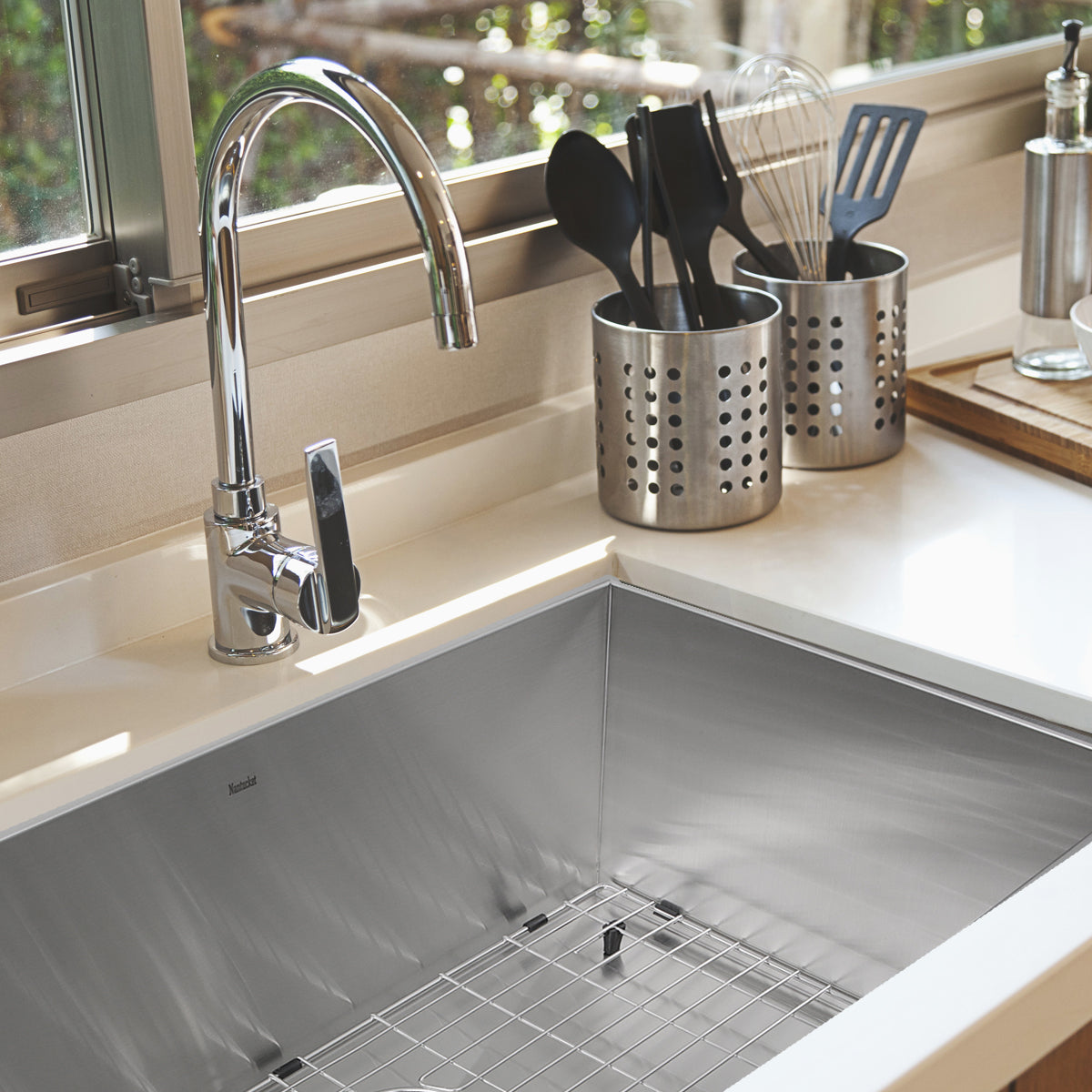 Nantucket Sinks Pro Series 28" Stainless Steel Kitchen Sink, ZR2818-16 - The Sink Boutique